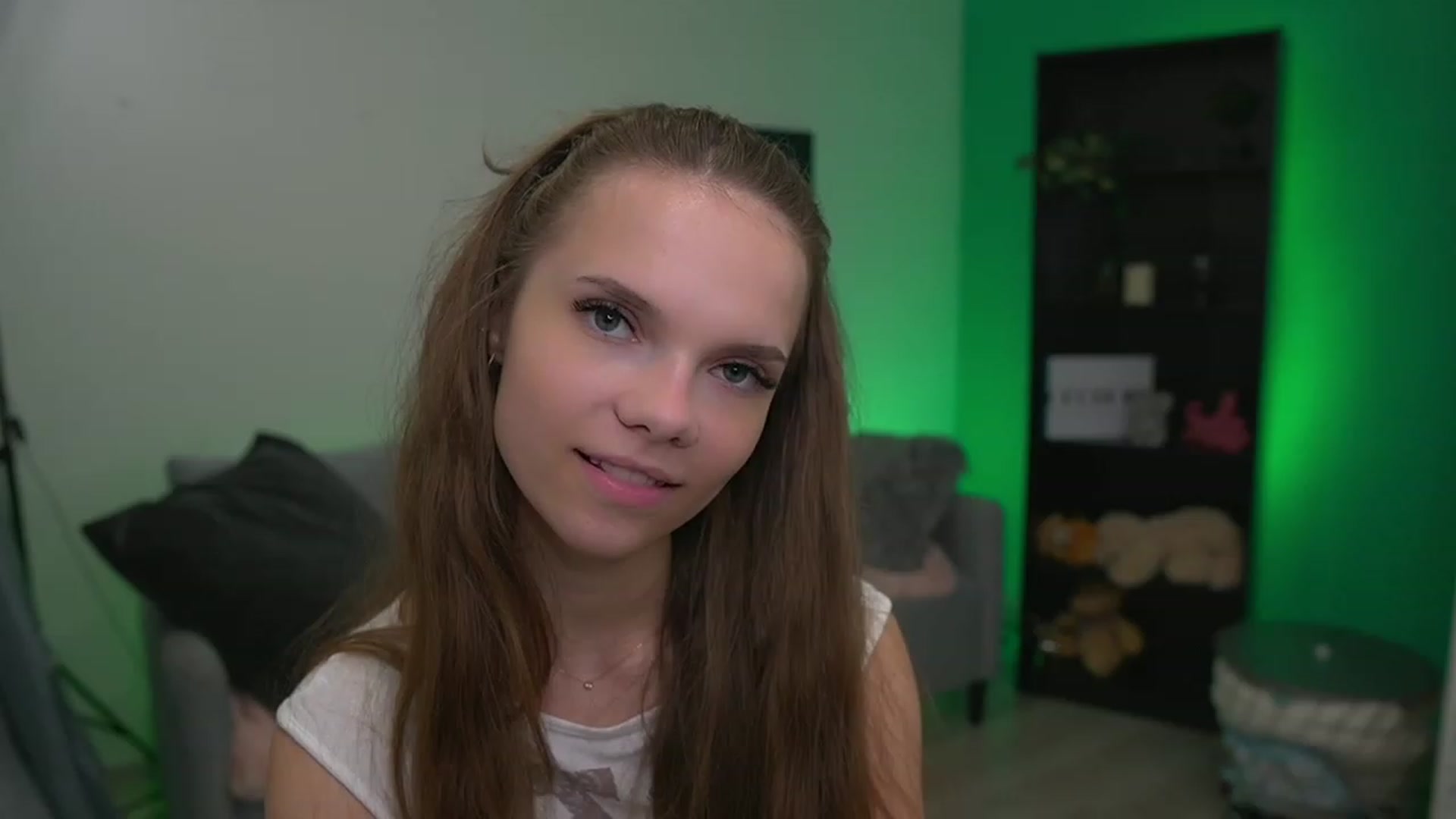 Gallery image thumbnail from Natasha_Malk's myfreecams stream on, 11/25/2022, 16:37 image 8 of 20