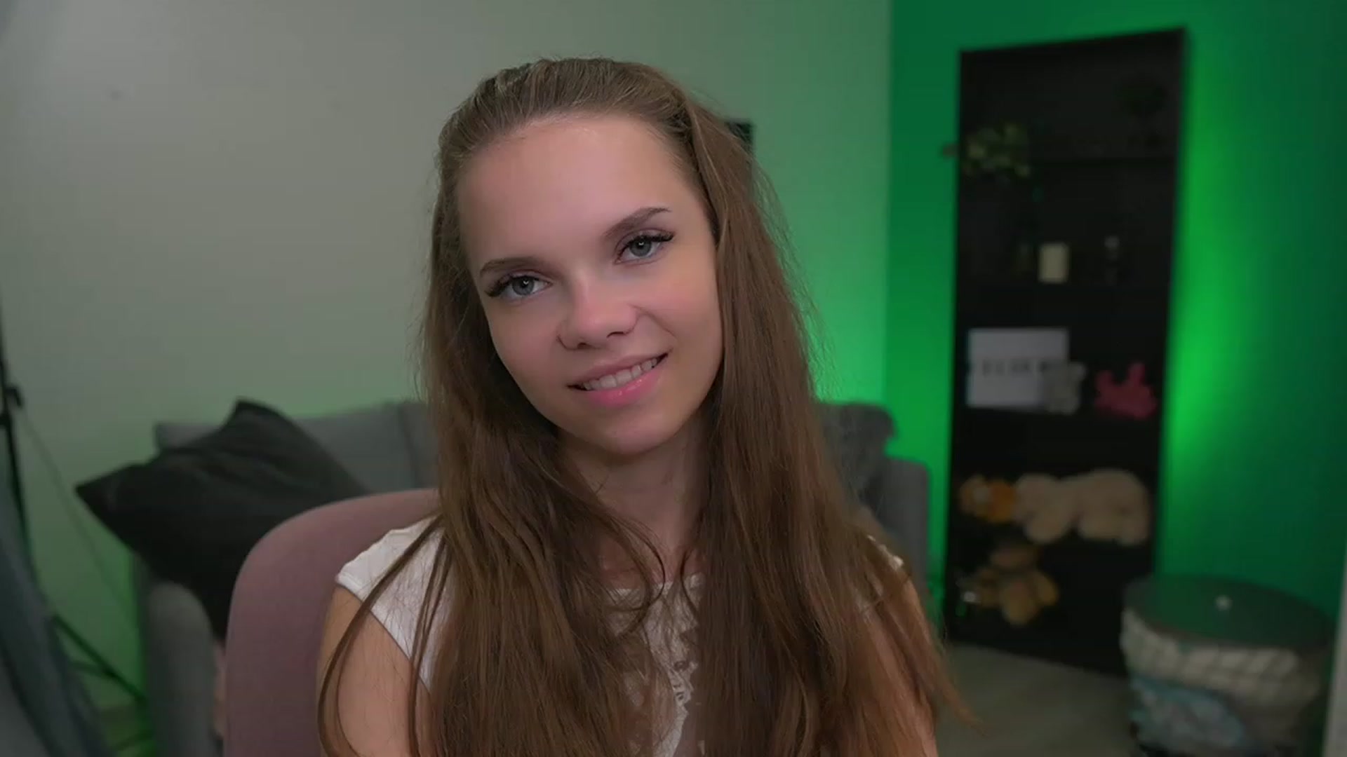 Gallery image thumbnail from Natasha_Malk's myfreecams stream on, 11/25/2022, 17:36 image 9 of 20