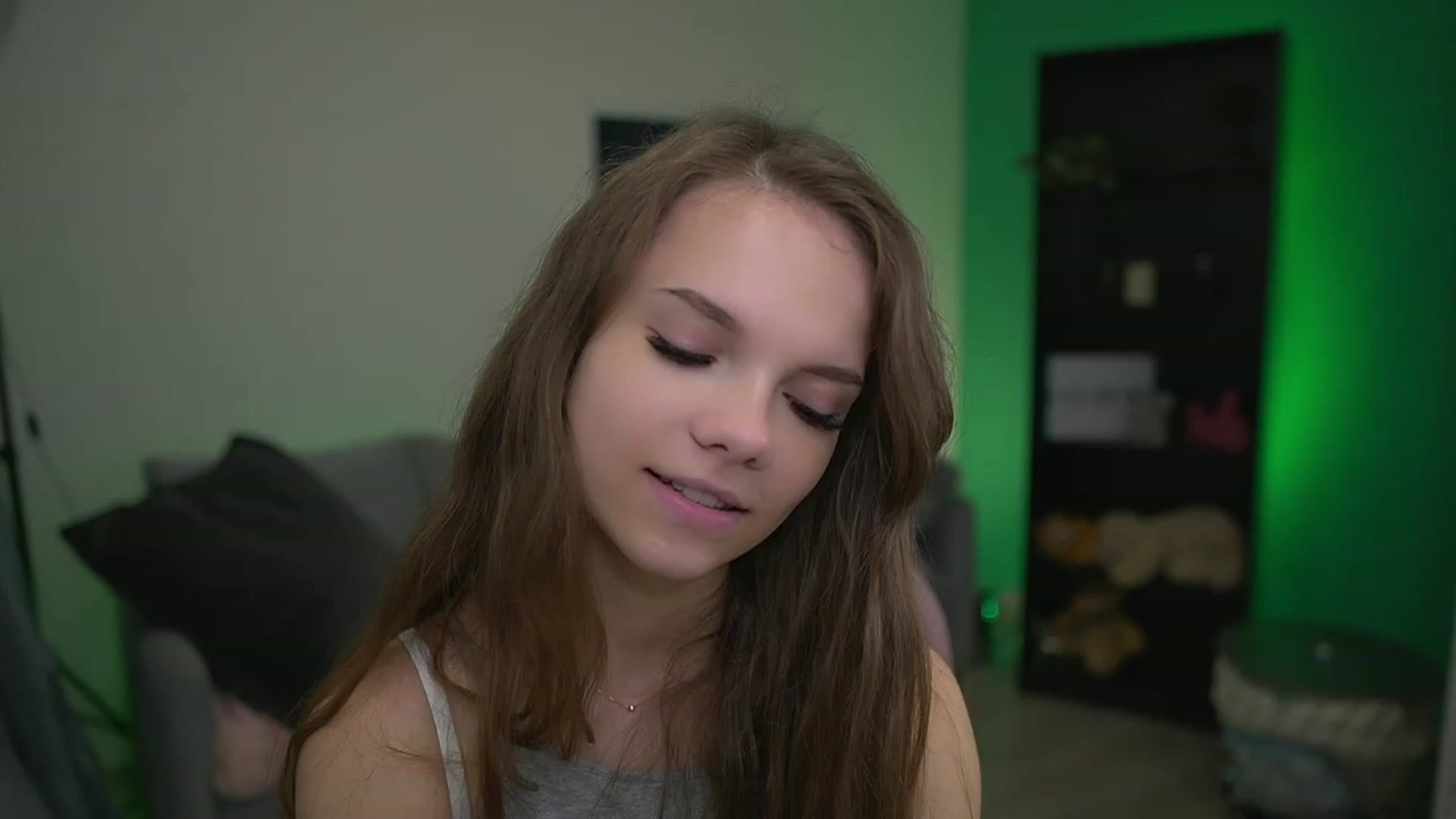 Gallery image thumbnail from Natasha_Malk's myfreecams stream on, 11/27/2022, 10:44 image 13 of 20