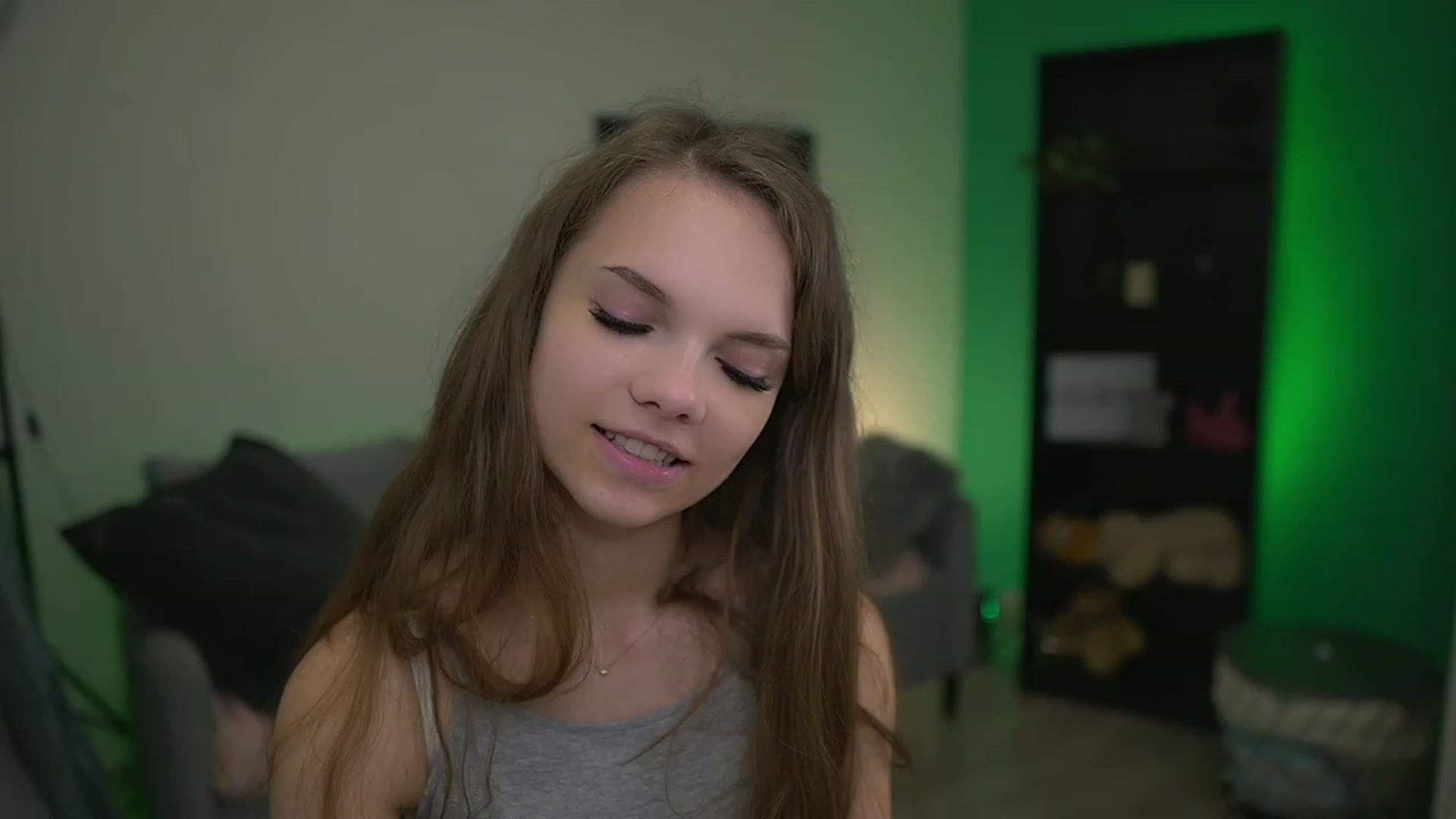 Gallery image thumbnail from Natasha_Malk's myfreecams stream on, 11/27/2022, 14:02 image 15 of 20