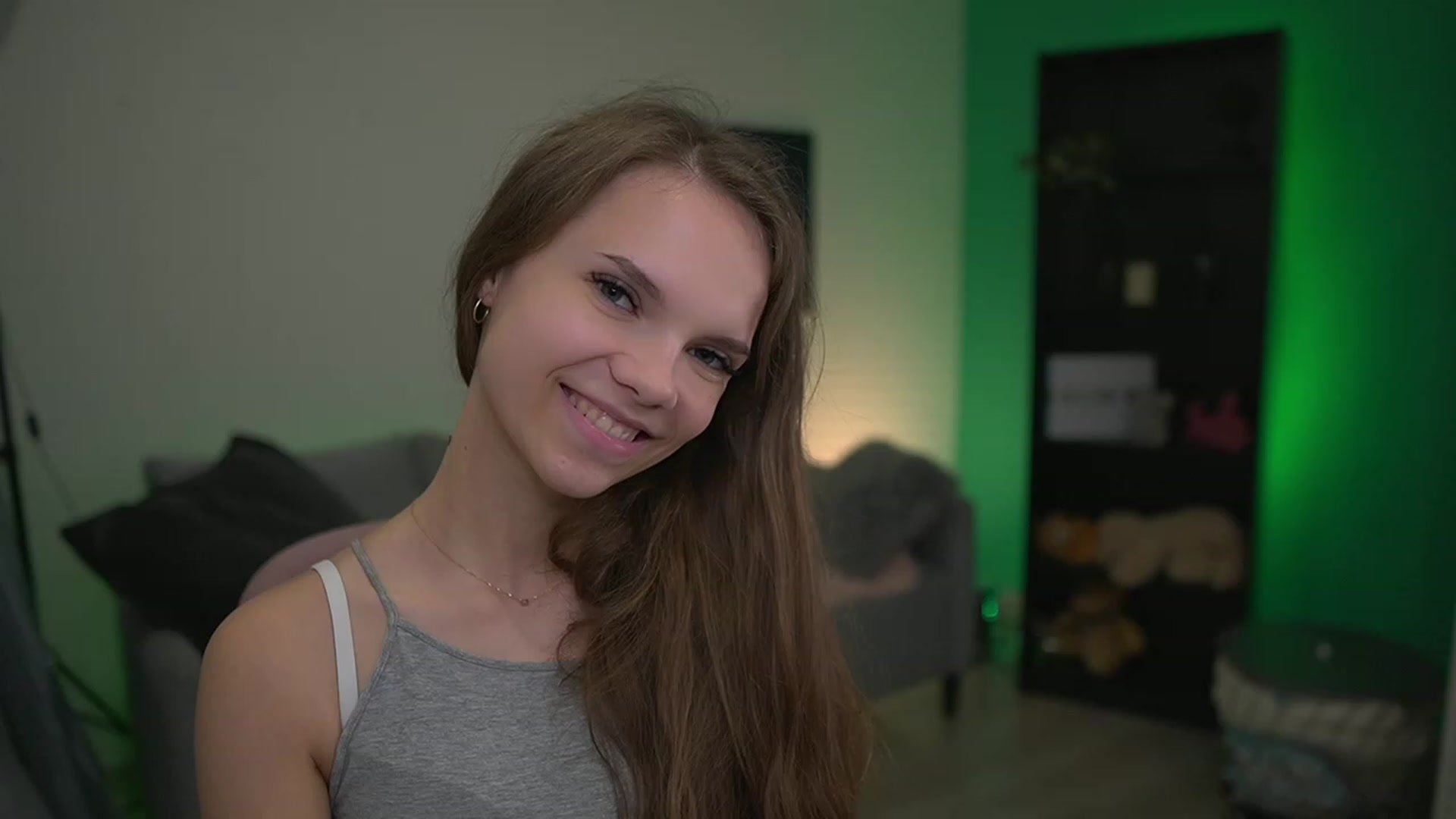 Gallery image thumbnail from Natasha_Malk's myfreecams stream on, 11/27/2022, 17:12 image 17 of 20