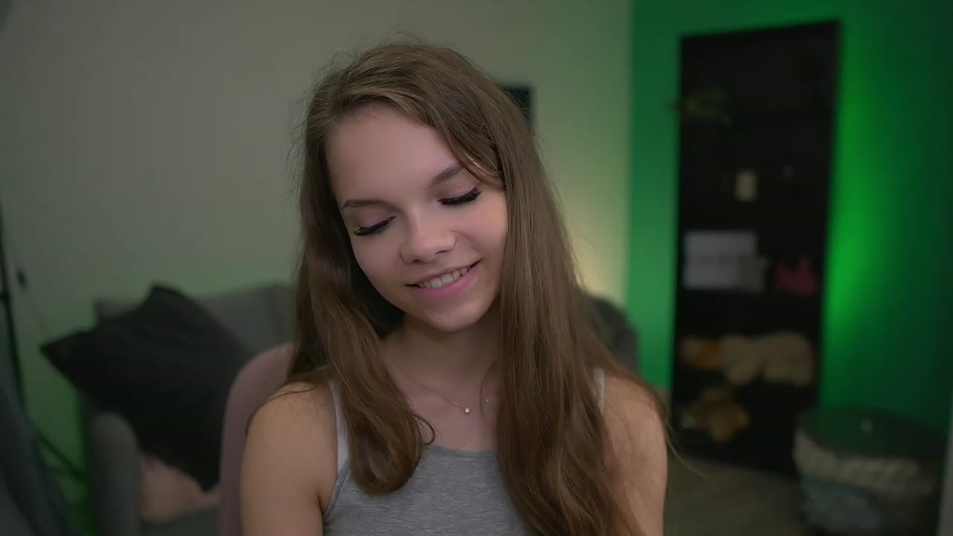 Gallery image thumbnail from Natasha_Malk's myfreecams stream on, 11/27/2022, 17:12 image 19 of 20