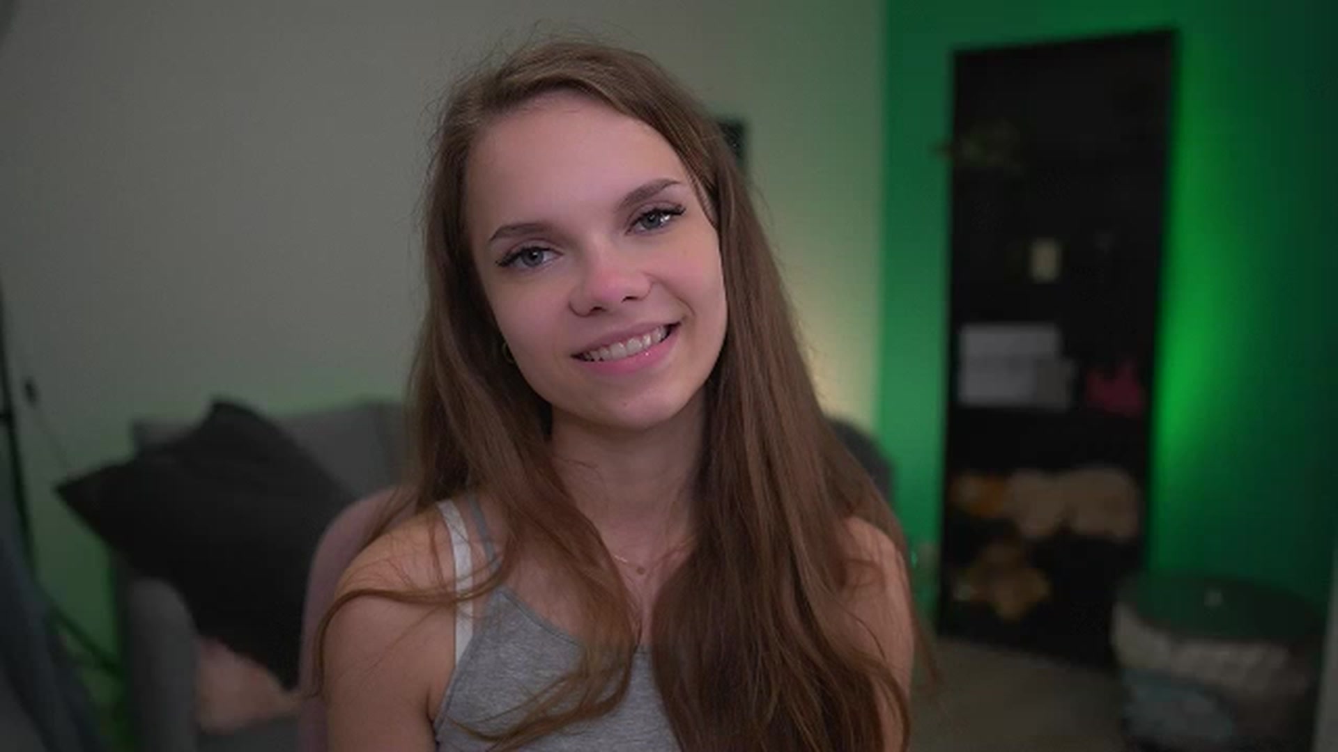 Gallery image thumbnail from Natasha_Malk's myfreecams stream on, 11/27/2022, 19:08 image 13 of 20