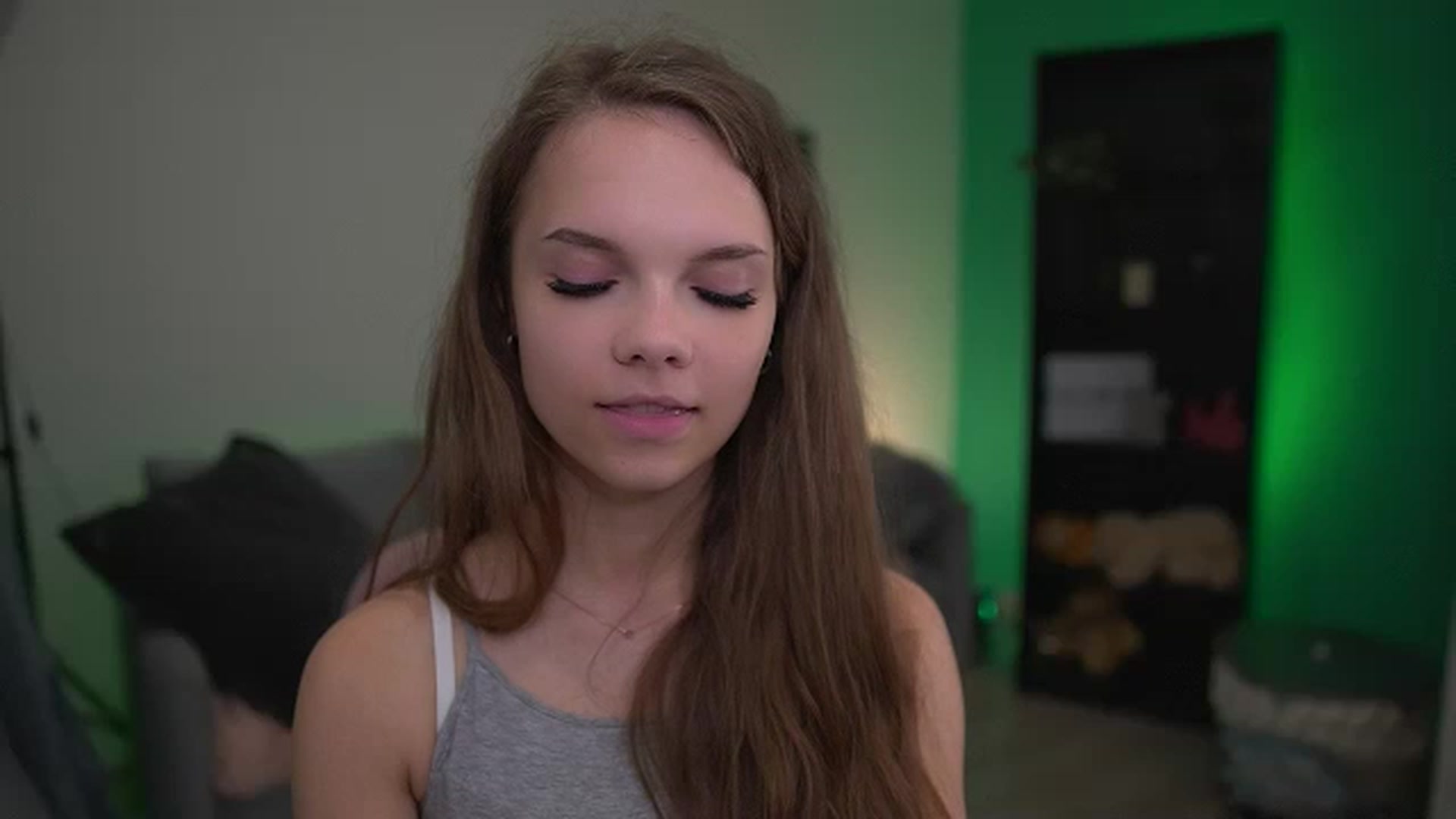 Gallery image thumbnail from Natasha_Malk's myfreecams stream on, 11/27/2022, 19:08 image 7 of 20