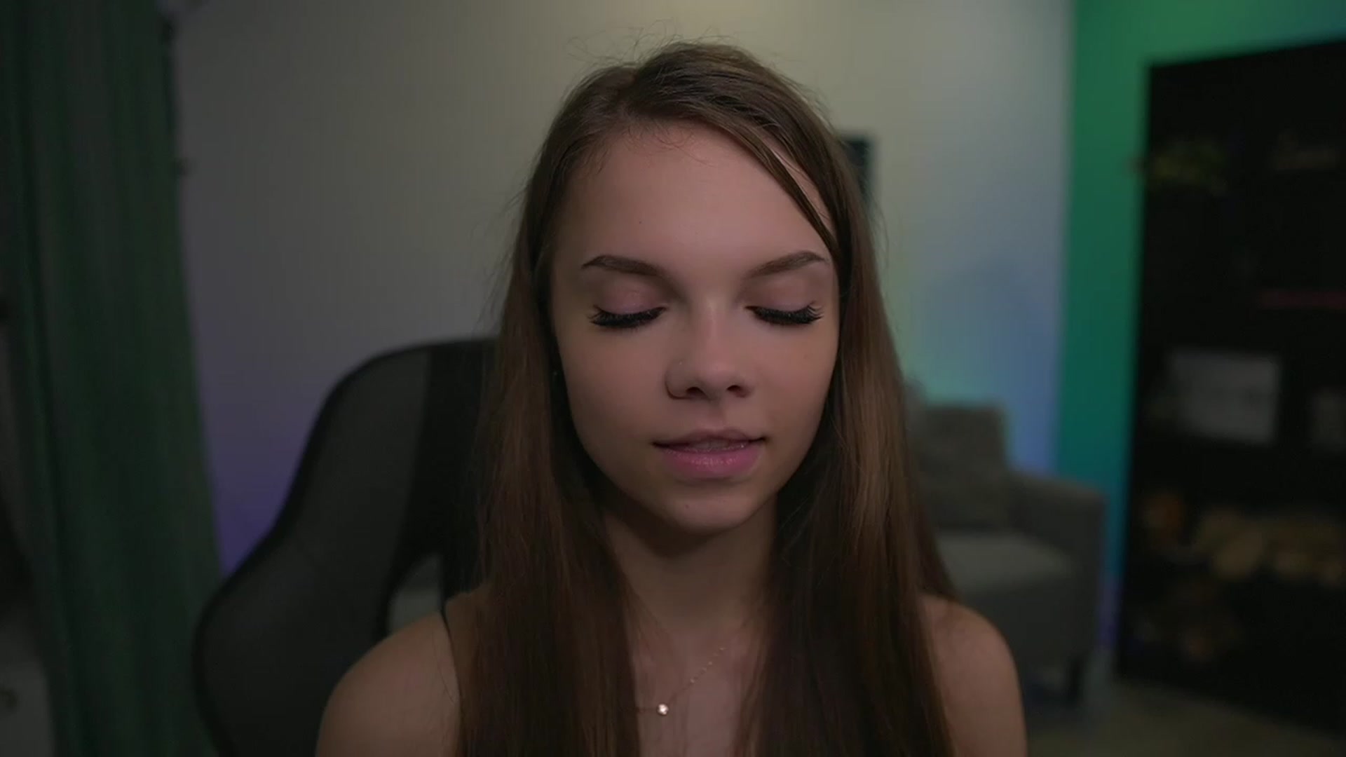 Gallery image thumbnail from Natasha_Malk's myfreecams stream on, 11/29/2022, 14:25 image 20 of 20