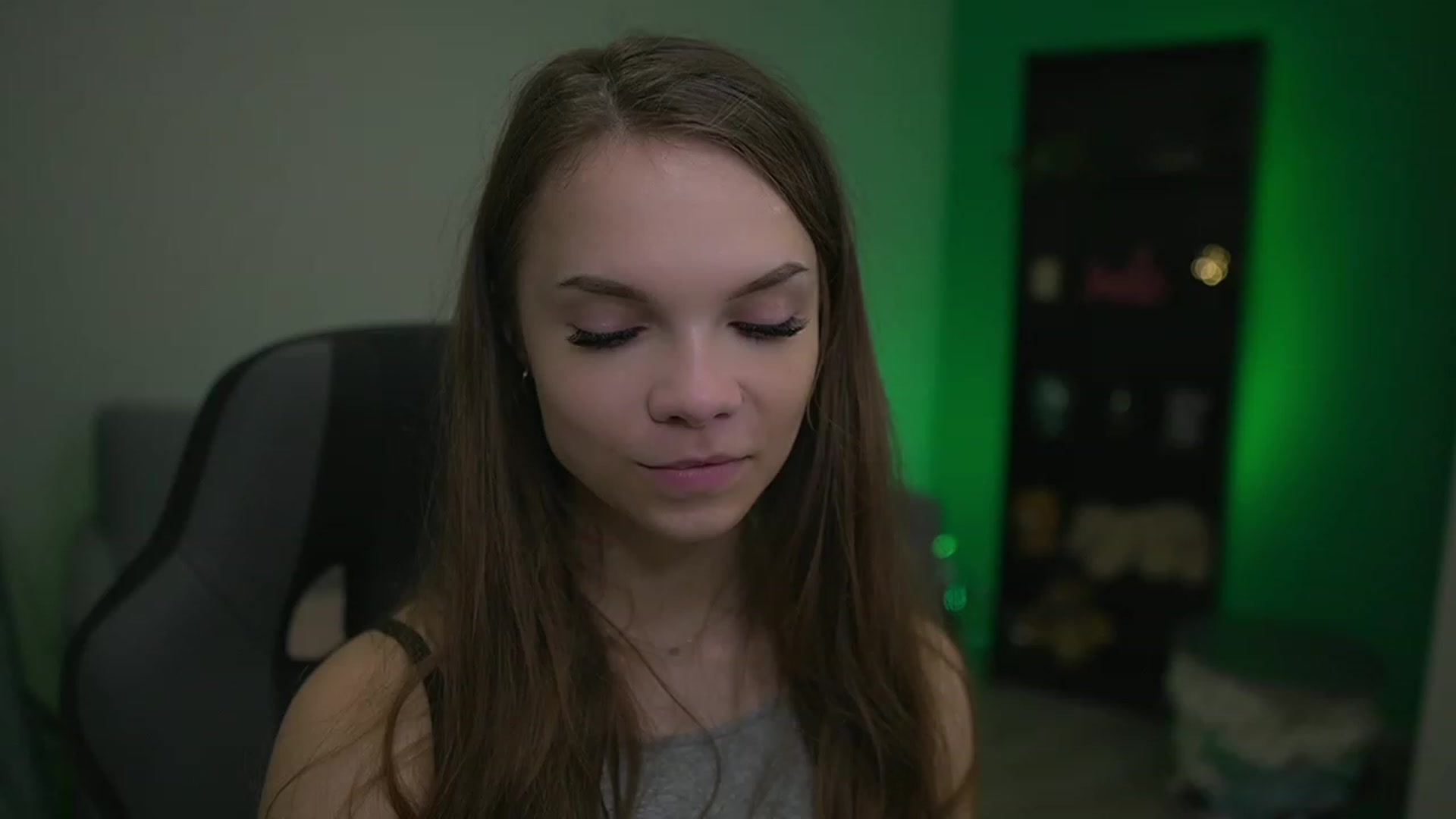 Gallery image thumbnail from Natasha_Malk's myfreecams stream on, 12/02/2022, 14:10 image 7 of 20