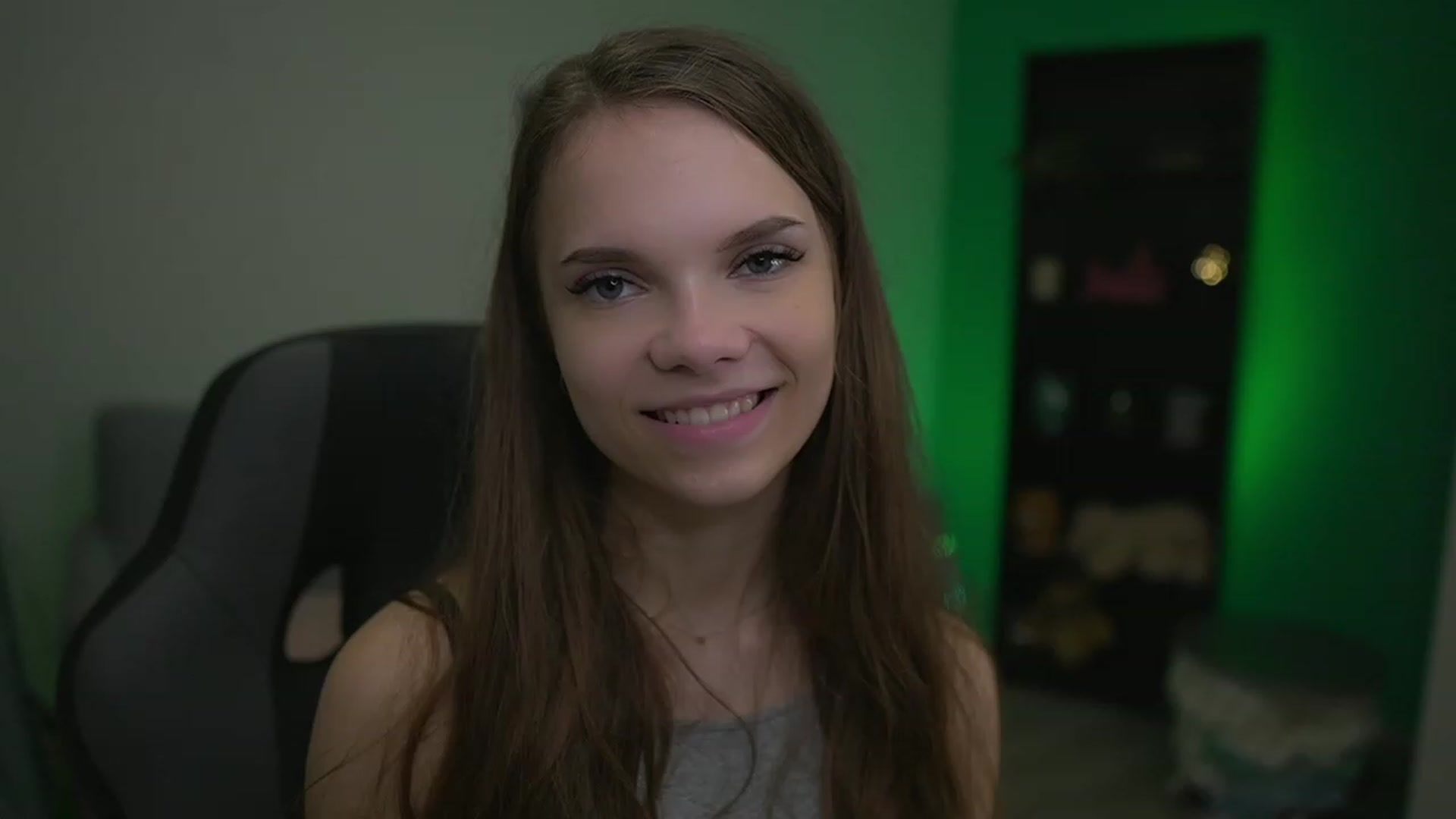 Gallery image thumbnail from Natasha_Malk's myfreecams stream on, 12/02/2022, 14:10 image 8 of 20