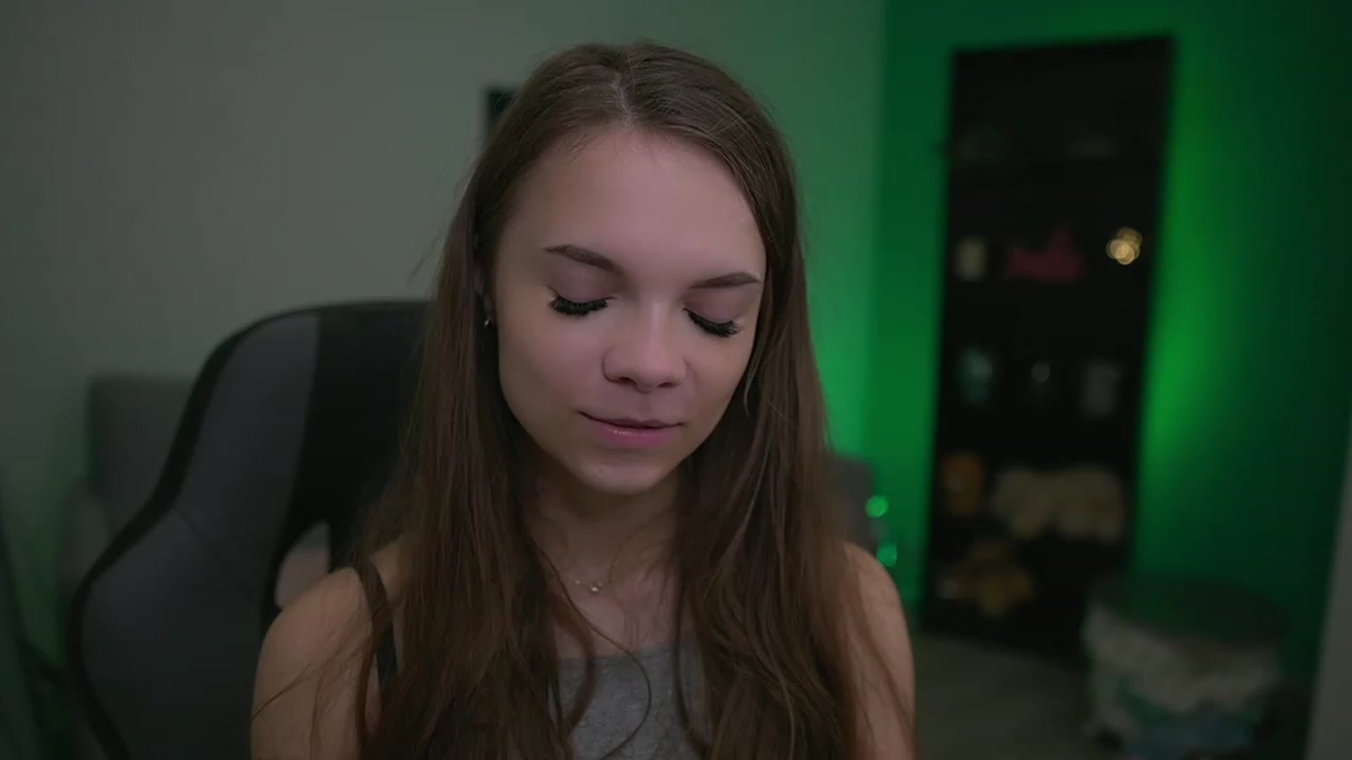 Gallery image thumbnail from Natasha_Malk's myfreecams stream on, 12/02/2022, 14:10 image 10 of 20