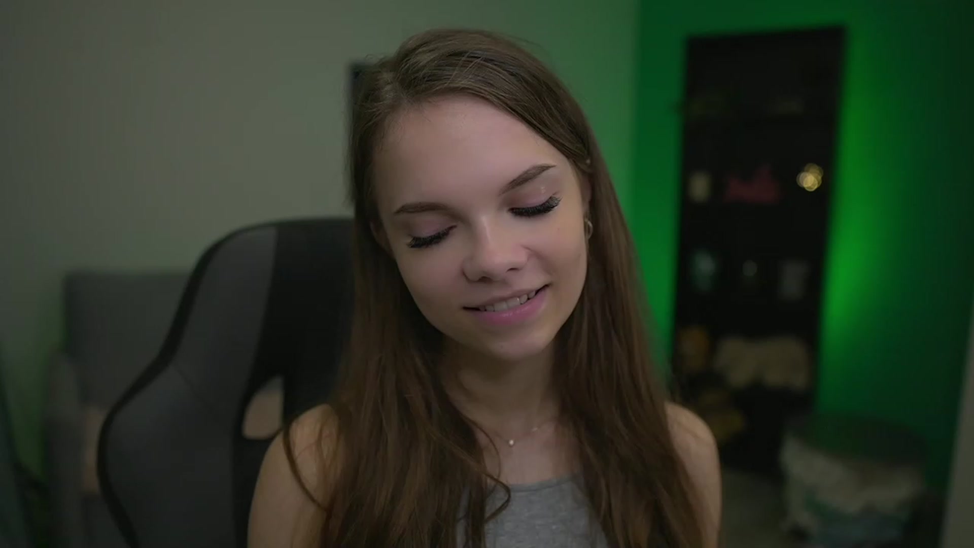 Gallery image thumbnail from Natasha_Malk's myfreecams stream on, 12/02/2022, 14:10 image 16 of 20