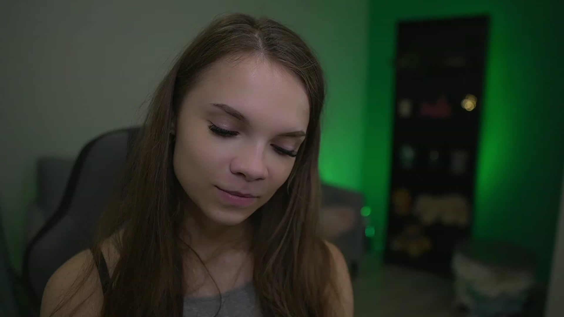 Gallery image thumbnail from Natasha_Malk's myfreecams stream on, 12/02/2022, 14:10 image 6 of 20