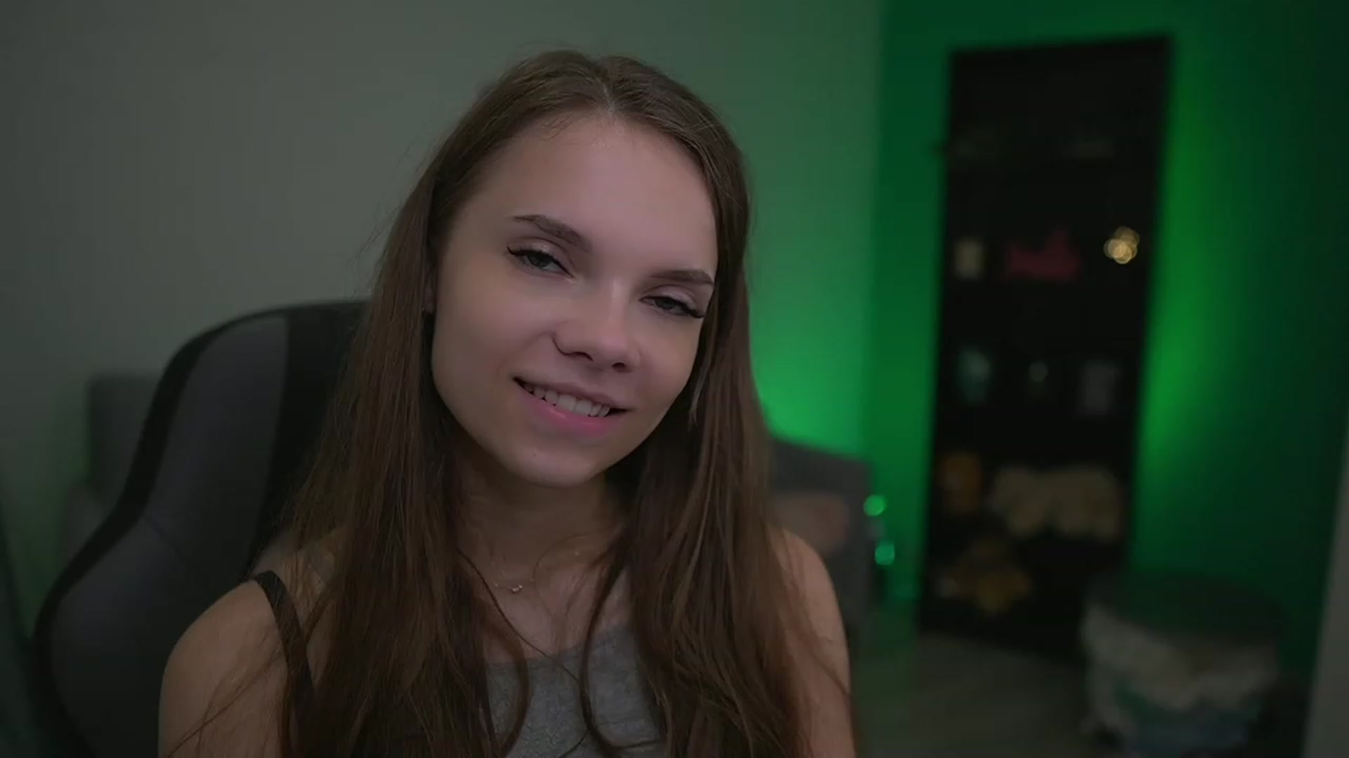 Gallery image thumbnail from Natasha_Malk's myfreecams stream on, 12/02/2022, 14:10 image 11 of 20