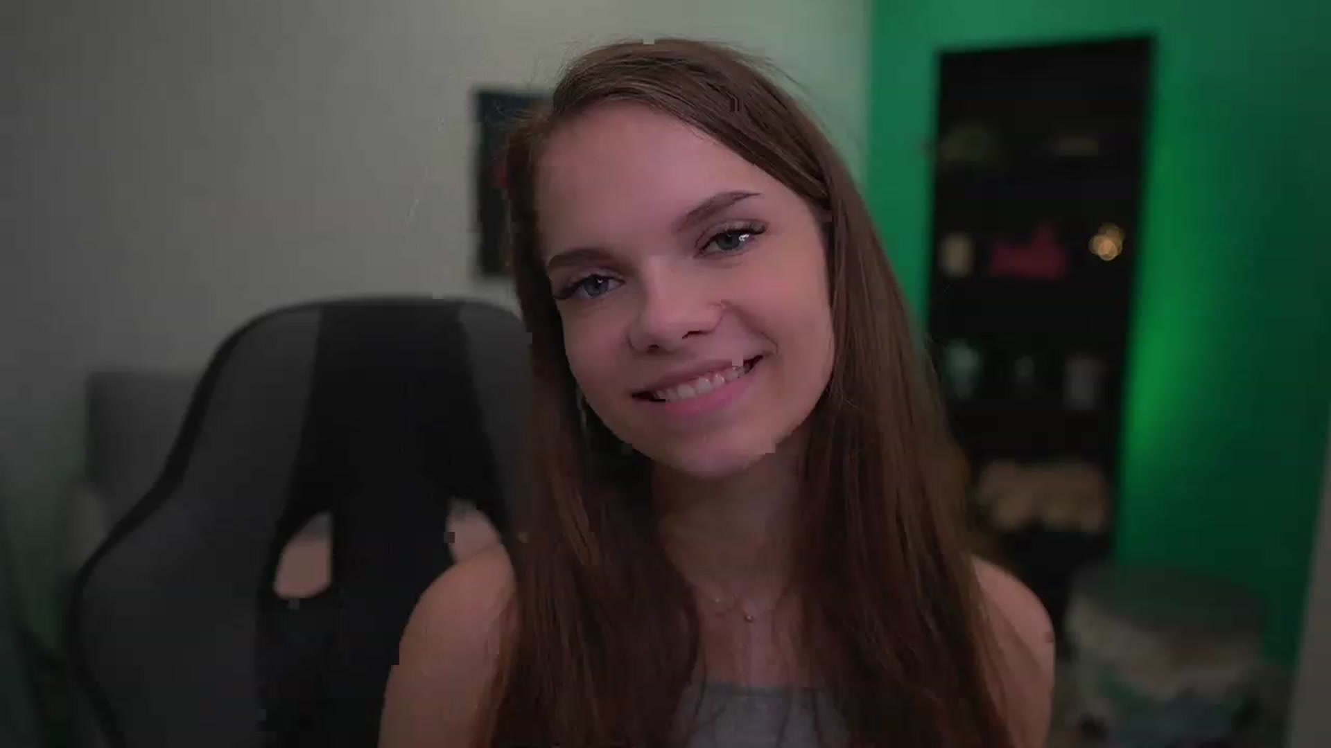 Gallery image thumbnail from Natasha_Malk's myfreecams stream on, 12/02/2022, 14:35 image 20 of 20