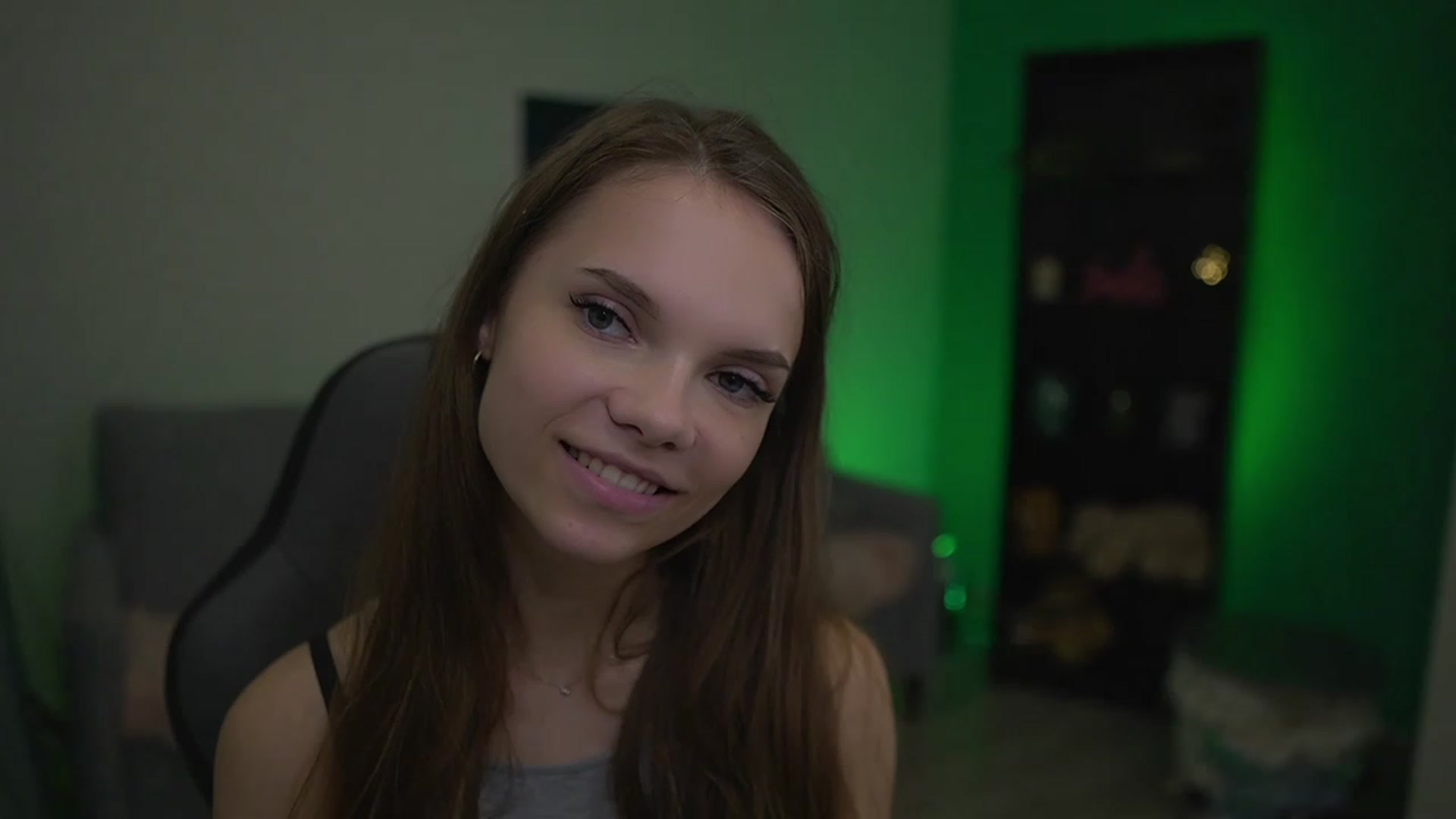 Gallery image thumbnail from Natasha_Malk's myfreecams stream on, 12/02/2022, 14:35 image 5 of 20