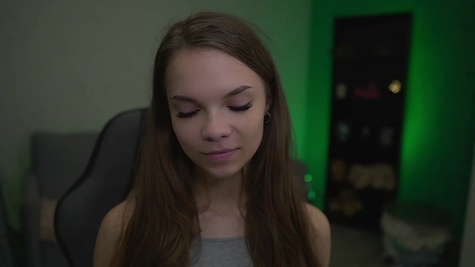Gallery image thumbnail from Natasha_Malk's myfreecams stream on, 12/02/2022, 14:35 image 1 of 20