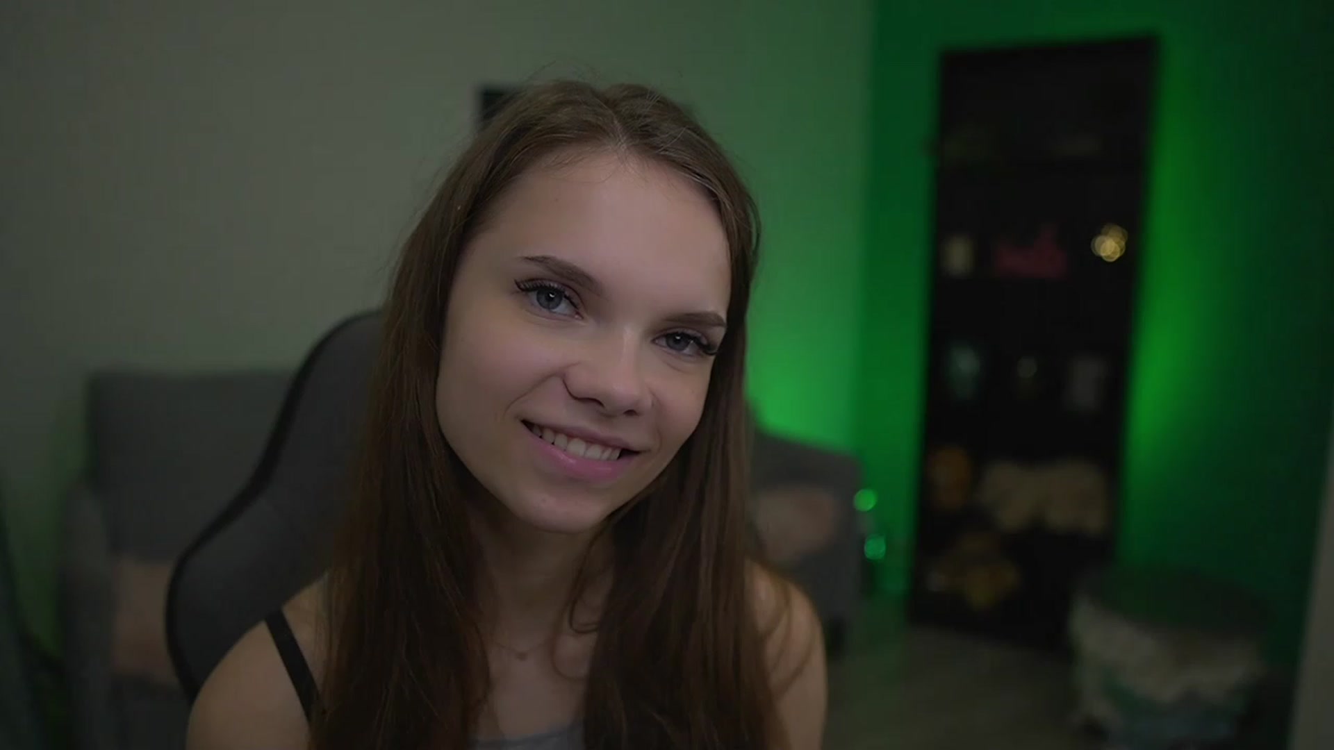 Gallery image thumbnail from Natasha_Malk's myfreecams stream on, 12/02/2022, 14:35 image 8 of 20