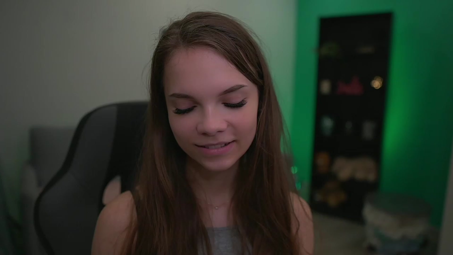 Gallery image thumbnail from Natasha_Malk's myfreecams stream on, 12/02/2022, 15:38 image 4 of 20