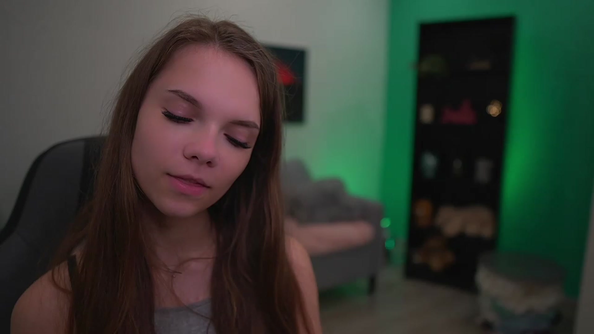 Gallery image thumbnail from Natasha_Malk's myfreecams stream on, 12/02/2022, 18:15 image 5 of 20