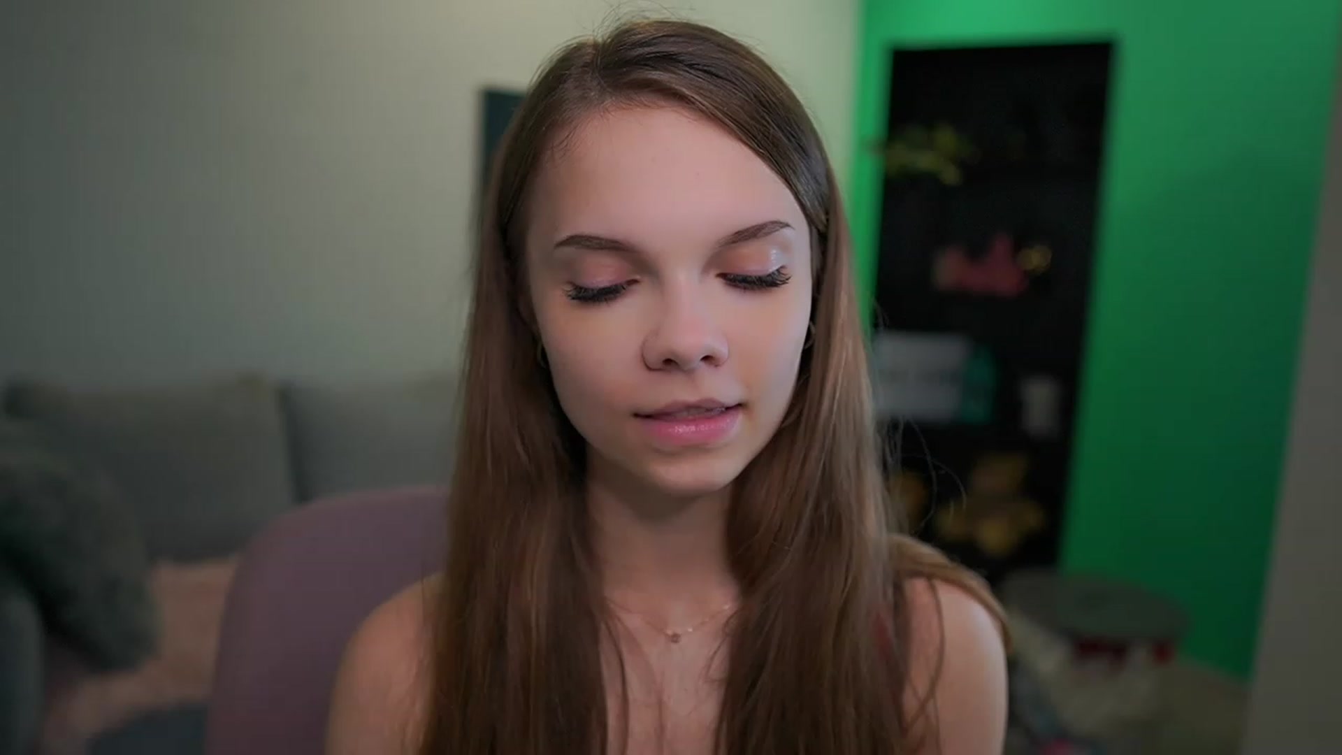 Gallery image thumbnail from Natasha_Malk's myfreecams stream on, 12/07/2022, 13:53 image 10 of 20