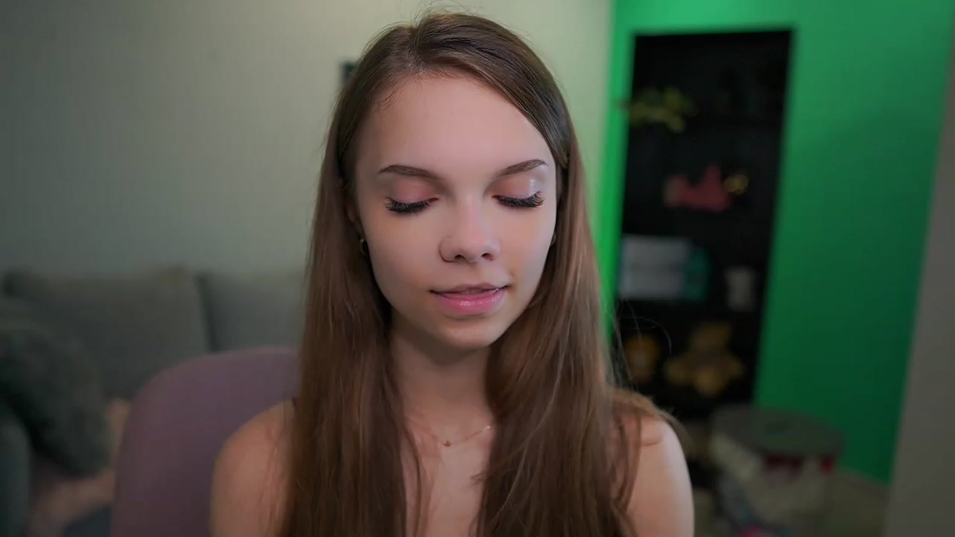 Gallery image thumbnail from Natasha_Malk's myfreecams stream on, 12/07/2022, 13:53 image 12 of 20