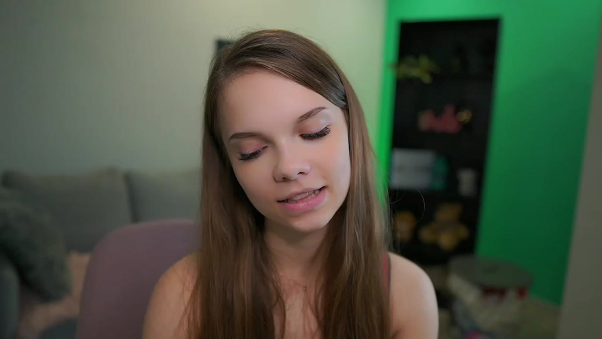 Gallery image thumbnail from Natasha_Malk's myfreecams stream on, 12/07/2022, 14:11 image 5 of 20