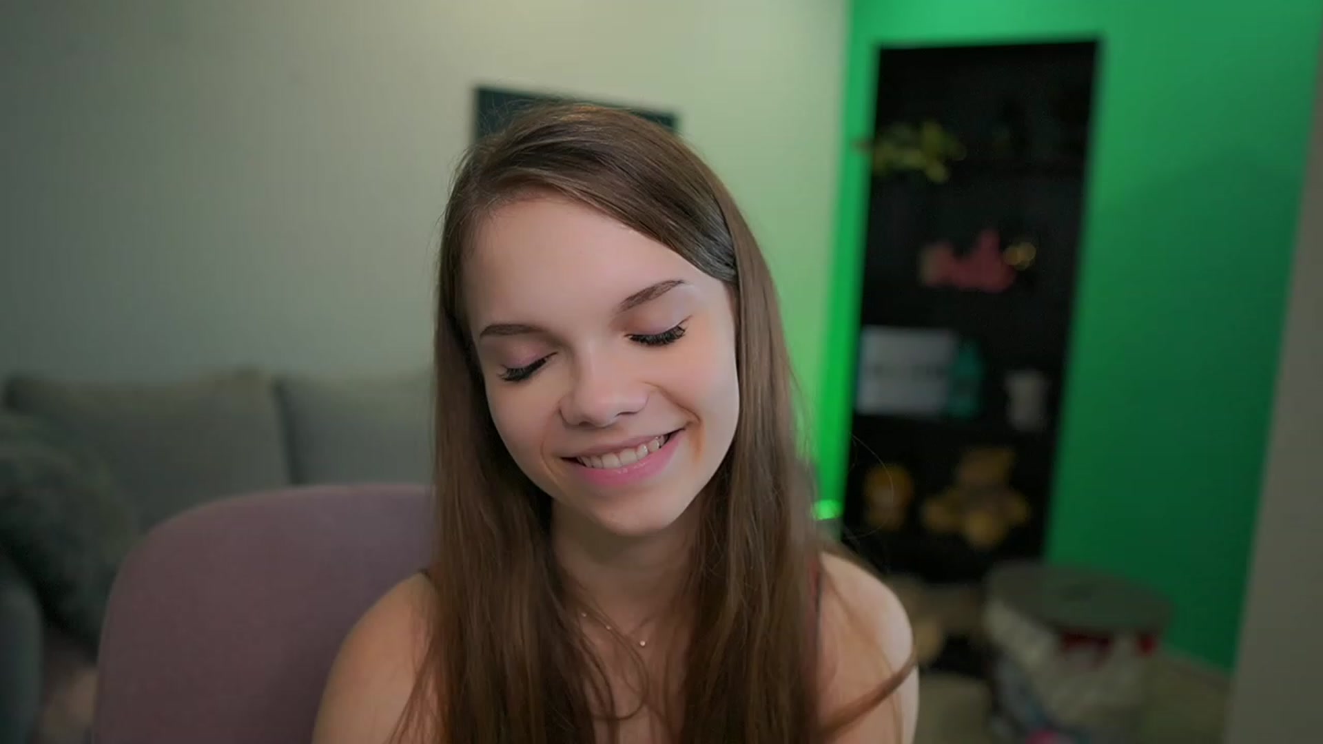 Gallery image thumbnail from Natasha_Malk's myfreecams stream on, 12/07/2022, 14:11 image 16 of 20