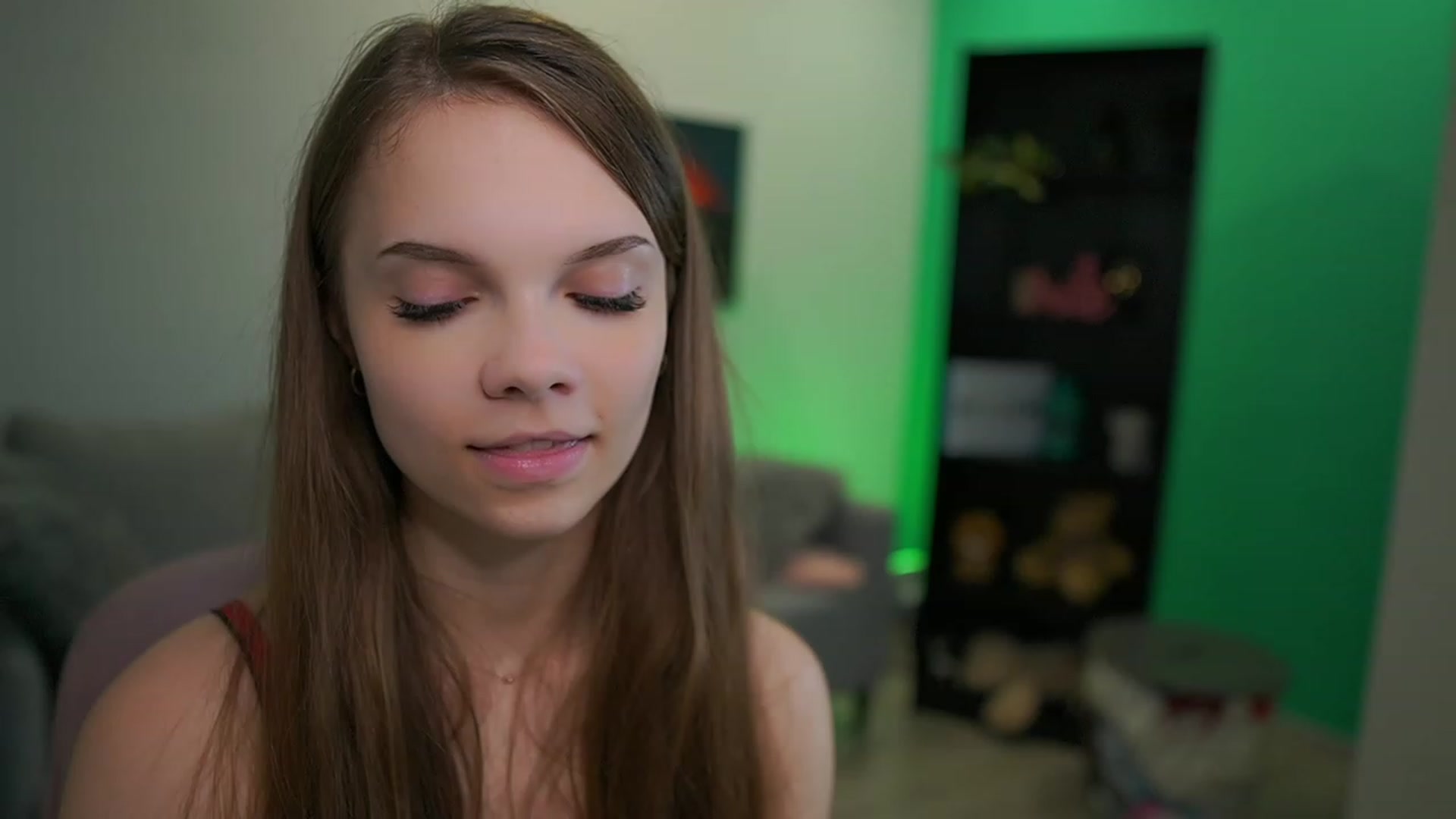 Gallery image thumbnail from Natasha_Malk's myfreecams stream on, 12/07/2022, 14:11 image 11 of 20