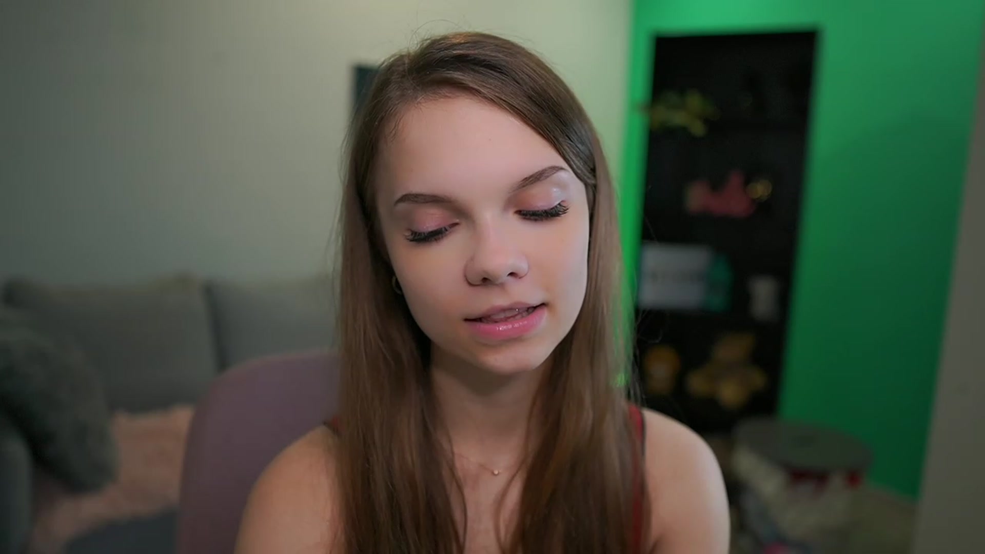 Gallery image thumbnail from Natasha_Malk's myfreecams stream on, 12/07/2022, 15:12 image 7 of 20