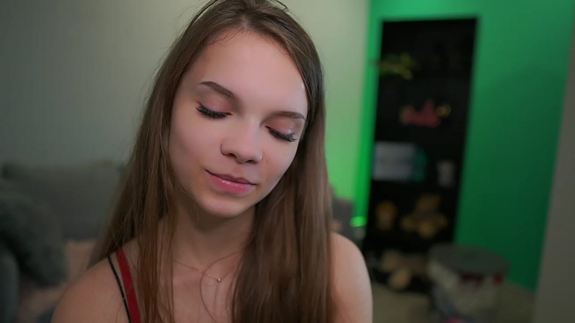 Gallery image thumbnail from Natasha_Malk's myfreecams stream on, 12/07/2022, 18:27 image 8 of 20