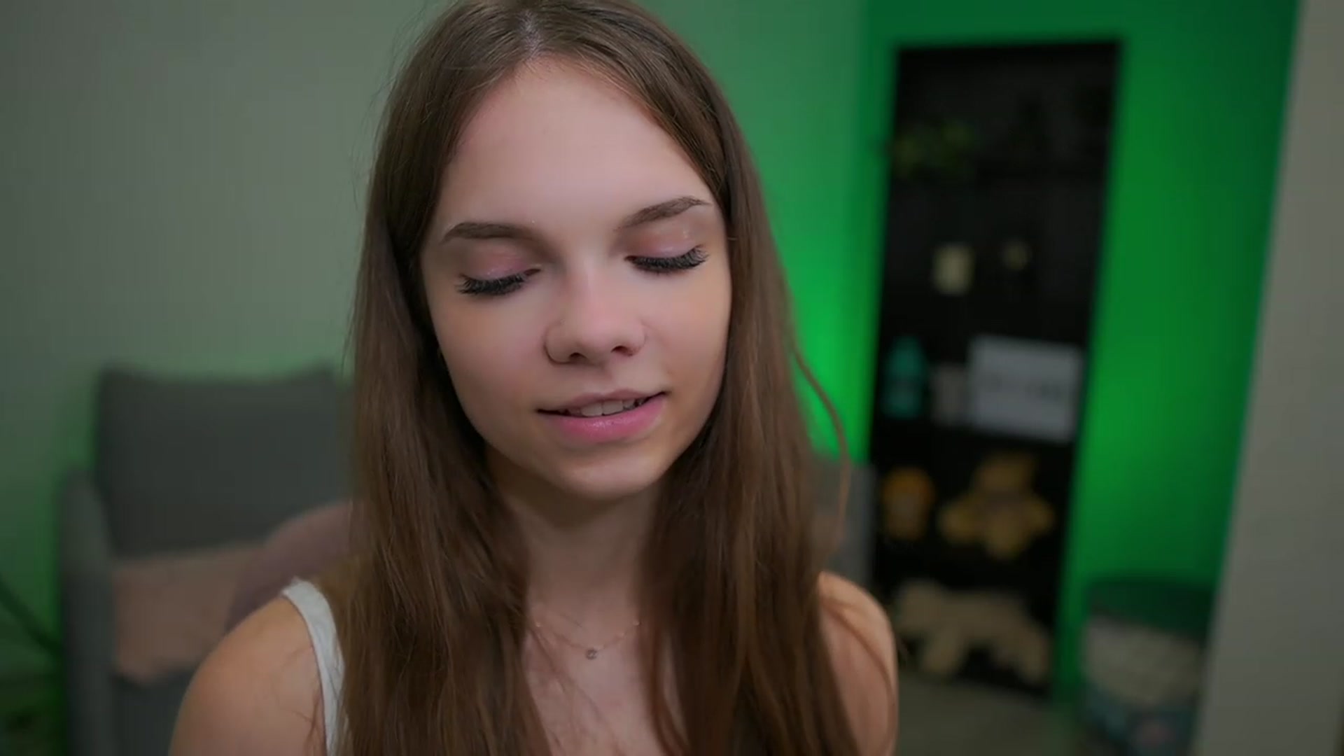 Gallery image thumbnail from Natasha_Malk's myfreecams stream on, 12/09/2022, 16:16 image 16 of 20