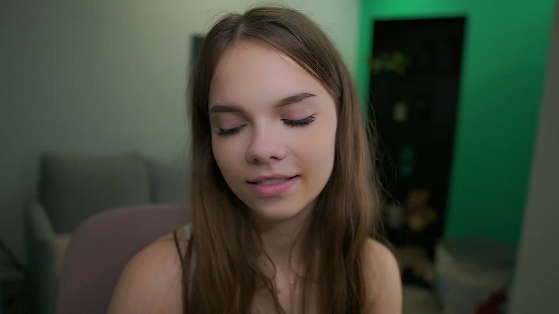 Gallery image thumbnail from Natasha_Malk's myfreecams stream on, 12/10/2022, 11:24 image 19 of 20