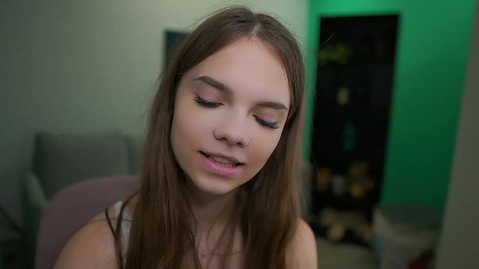 Gallery image thumbnail from Natasha_Malk's myfreecams stream on, 12/10/2022, 11:24 image 20 of 20