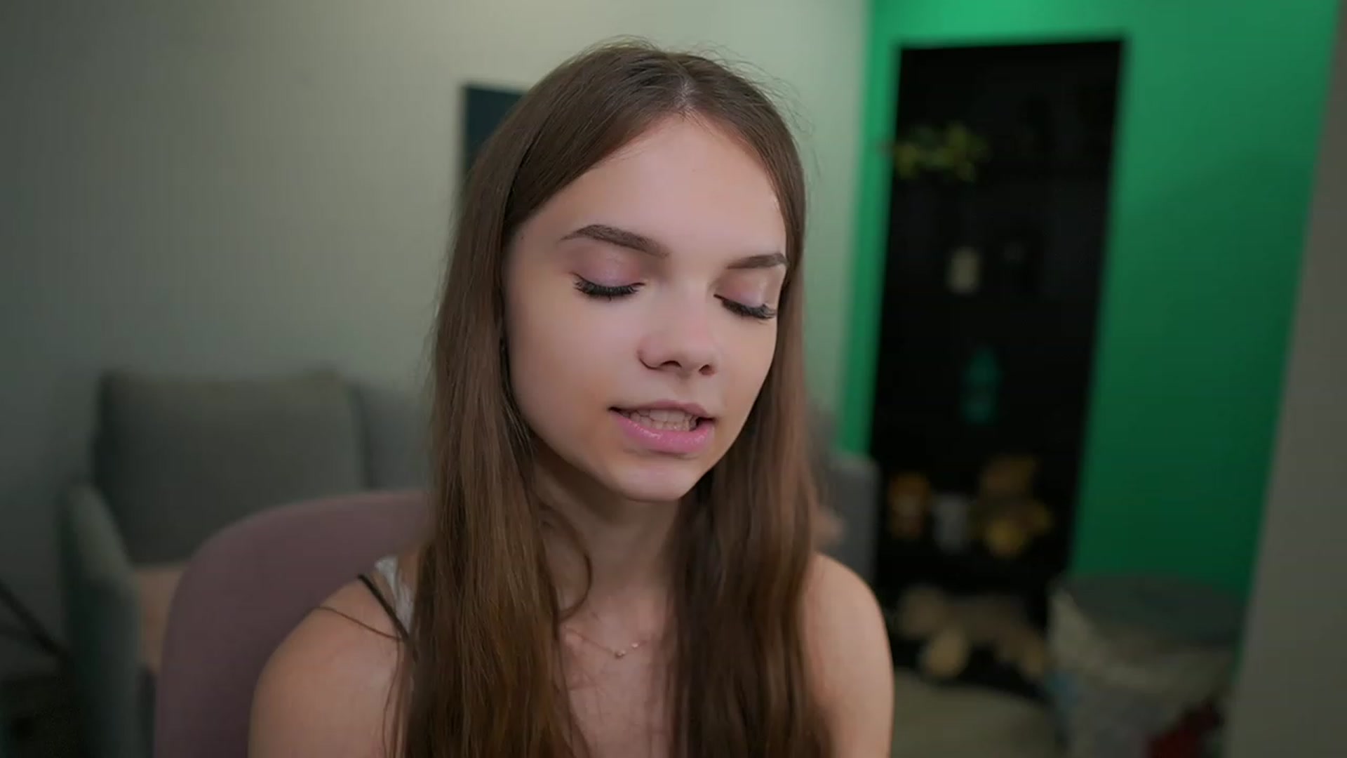 Gallery image thumbnail from Natasha_Malk's myfreecams stream on, 12/10/2022, 12:10 image 19 of 20