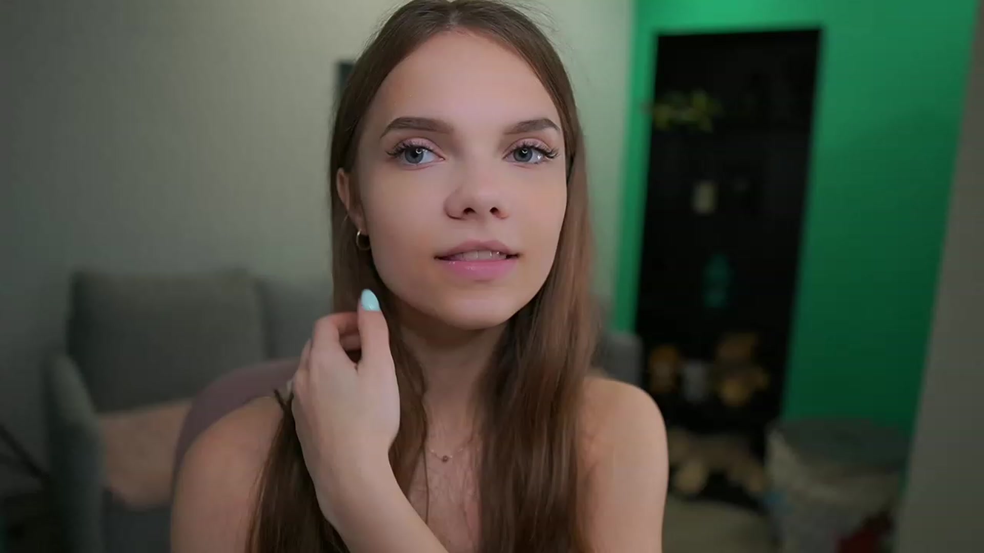 Gallery image thumbnail from Natasha_Malk's myfreecams stream on, 12/10/2022, 12:10 image 14 of 20