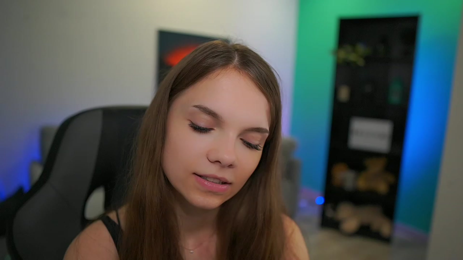 Gallery image thumbnail from Natasha_Malk's myfreecams stream on, 12/15/2022, 15:02 image 4 of 20