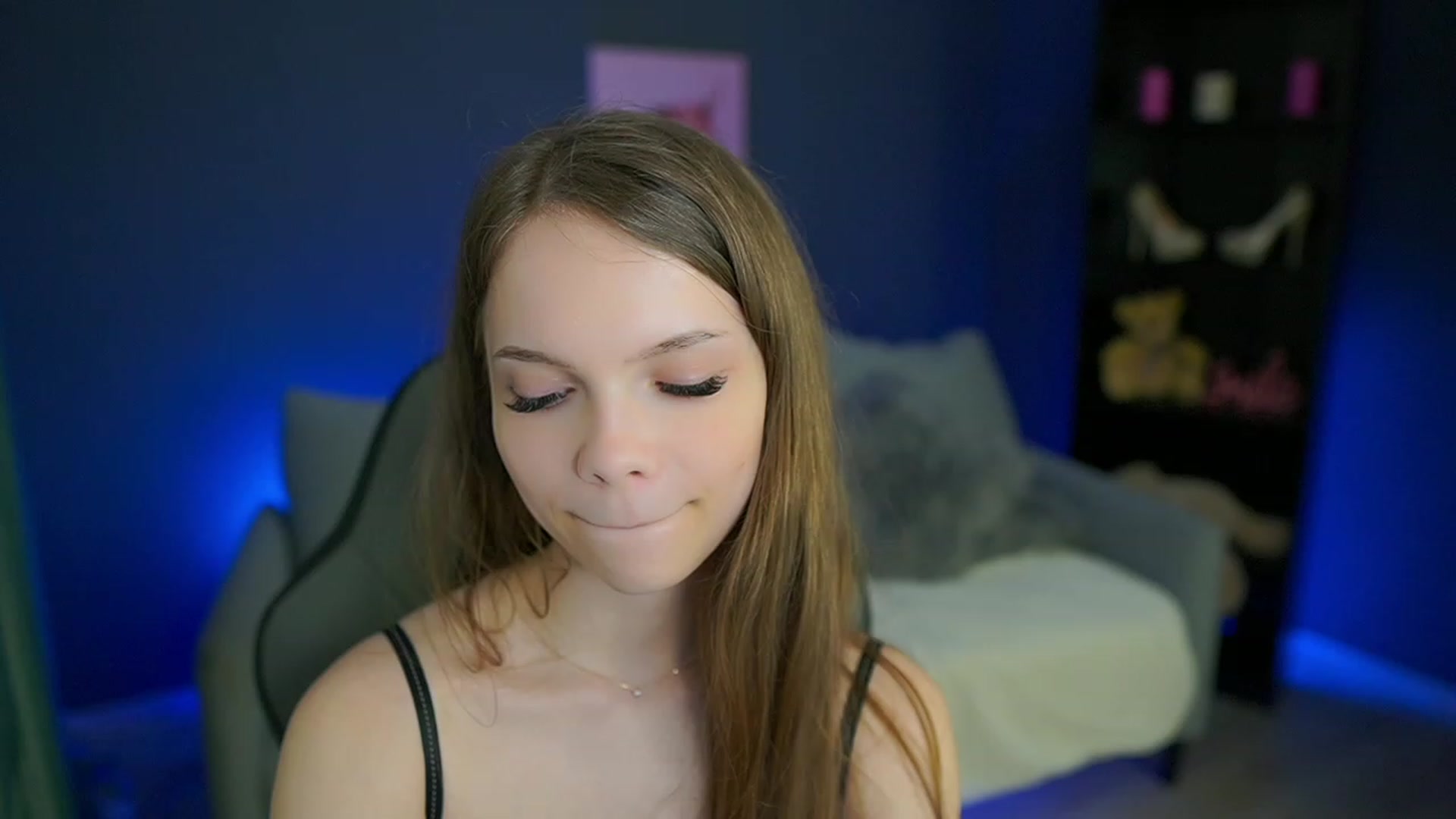 Gallery image thumbnail from Natasha_Malk's myfreecams stream on, 05/02/2023, 16:40 image 15 of 20