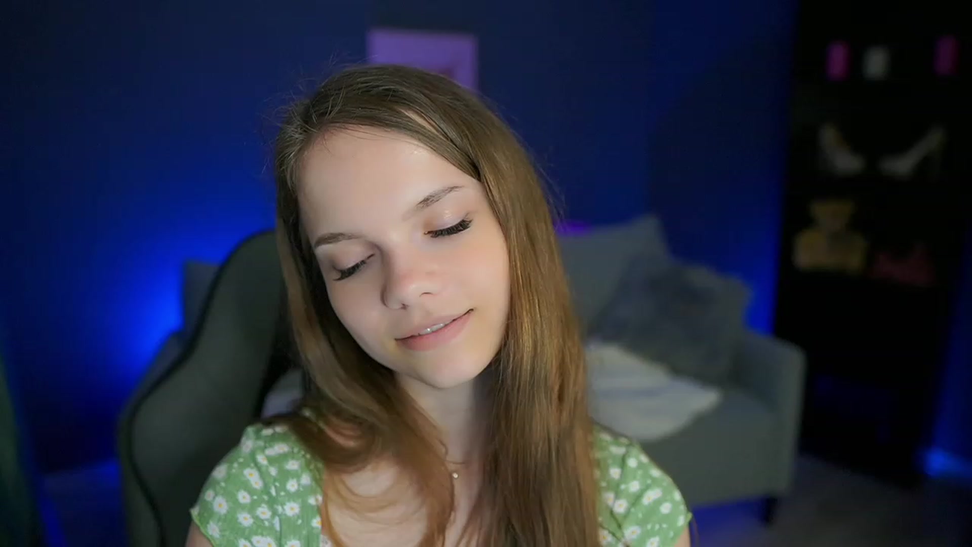 Gallery image thumbnail from Natasha_Malk's myfreecams stream on, 05/14/2023, 11:28 image 12 of 20