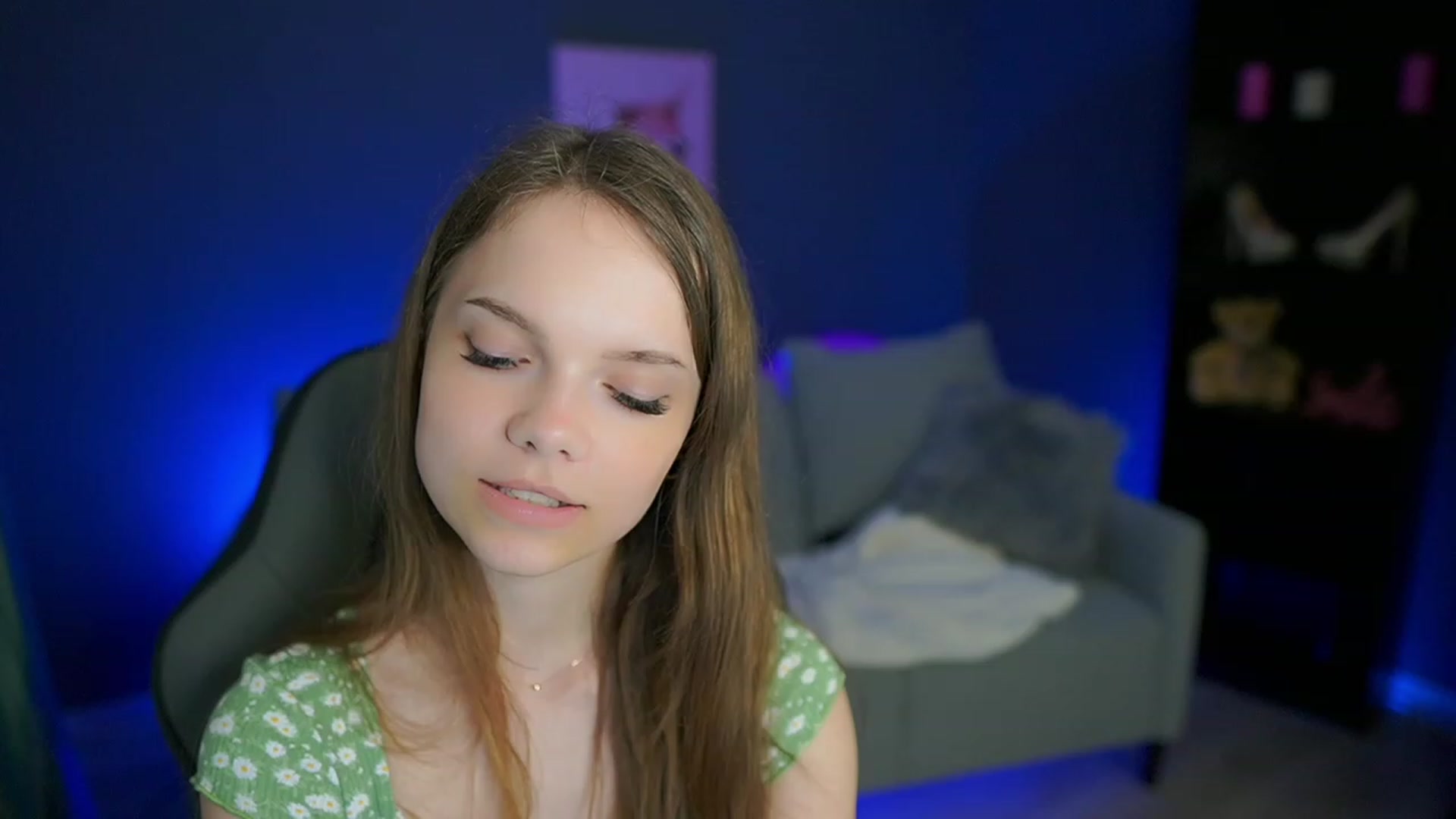 Gallery image thumbnail from Natasha_Malk's myfreecams stream on, 05/14/2023, 11:28 image 16 of 20