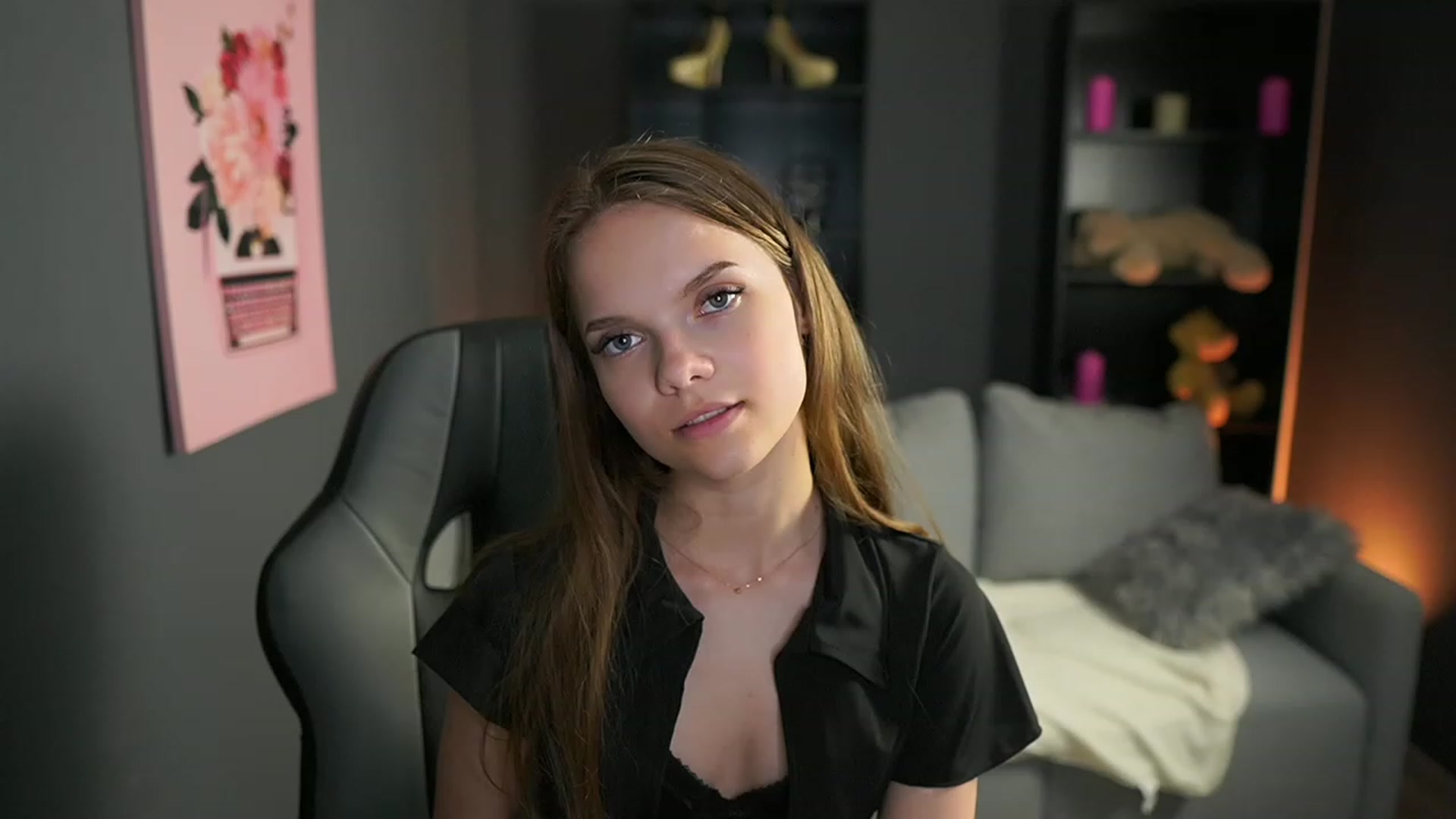 Gallery image thumbnail from Natasha_Malk's myfreecams stream on, 06/17/2023, 13:10 image 3 of 20