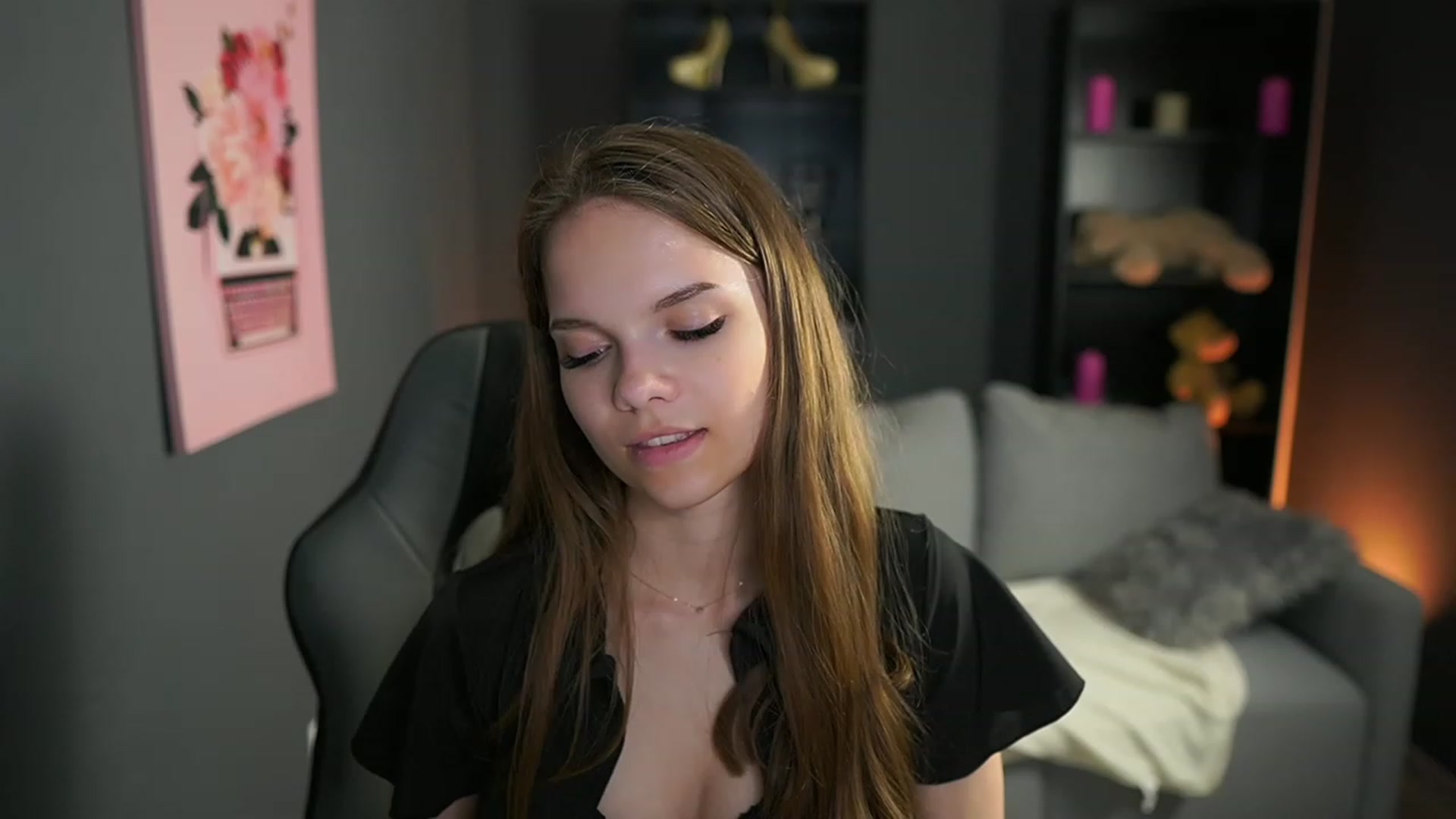 Gallery image thumbnail from Natasha_Malk's myfreecams stream on, 06/17/2023, 13:46 image 6 of 20