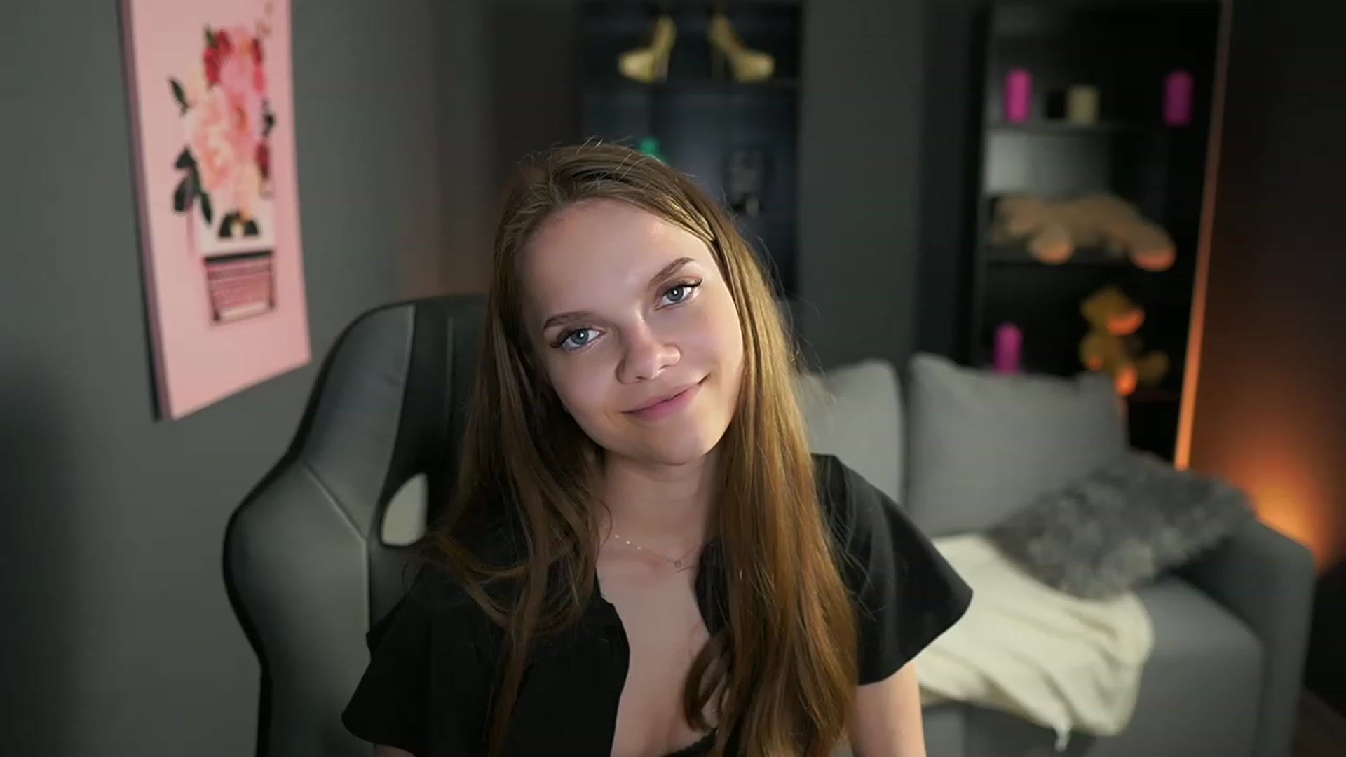 Gallery image thumbnail from Natasha_Malk's myfreecams stream on, 06/17/2023, 13:46 image 10 of 20