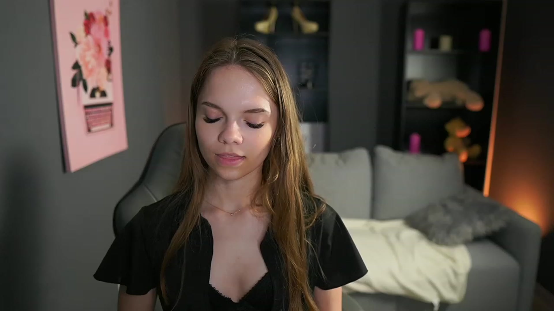 Gallery image thumbnail from Natasha_Malk's myfreecams stream on, 06/17/2023, 15:43 image 3 of 20