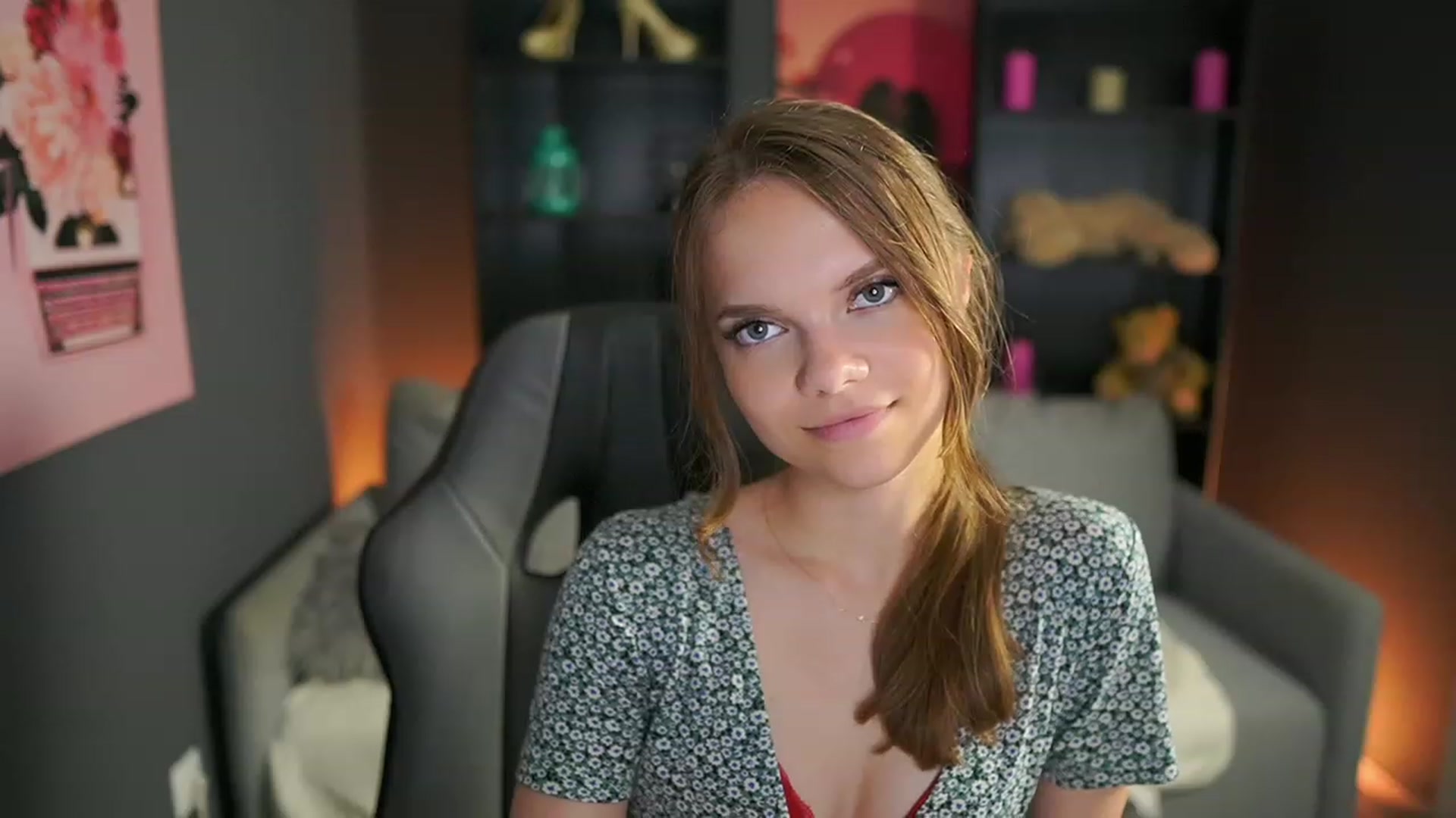 Gallery image thumbnail from Natasha_Malk's myfreecams stream on, 07/09/2023, 13:07 image 9 of 20