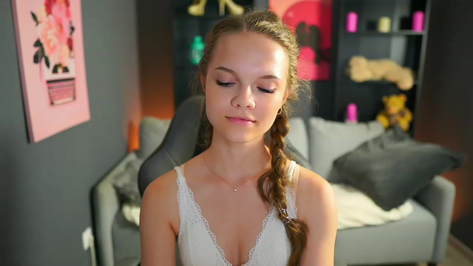 Gallery image thumbnail from Natasha_Malk's myfreecams stream on, 07/29/2023, 15:36 image 13 of 20