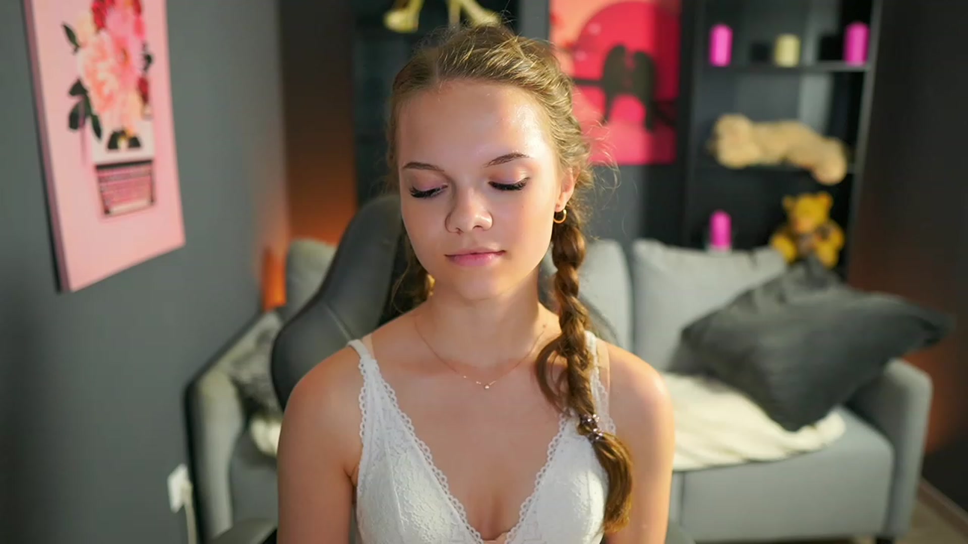 Gallery image thumbnail from Natasha_Malk's myfreecams stream on, 07/29/2023, 15:36 image 15 of 20