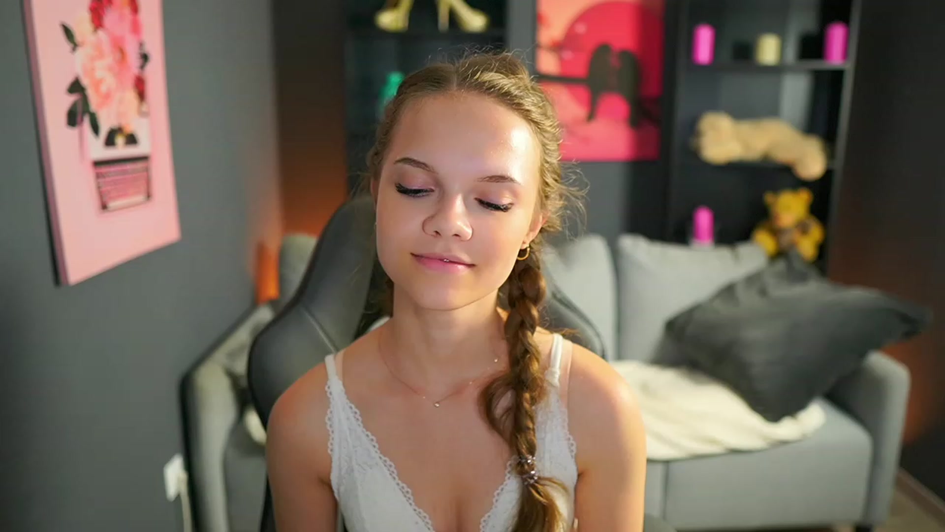 Gallery image thumbnail from Natasha_Malk's myfreecams stream on, 07/29/2023, 15:47 image 3 of 20