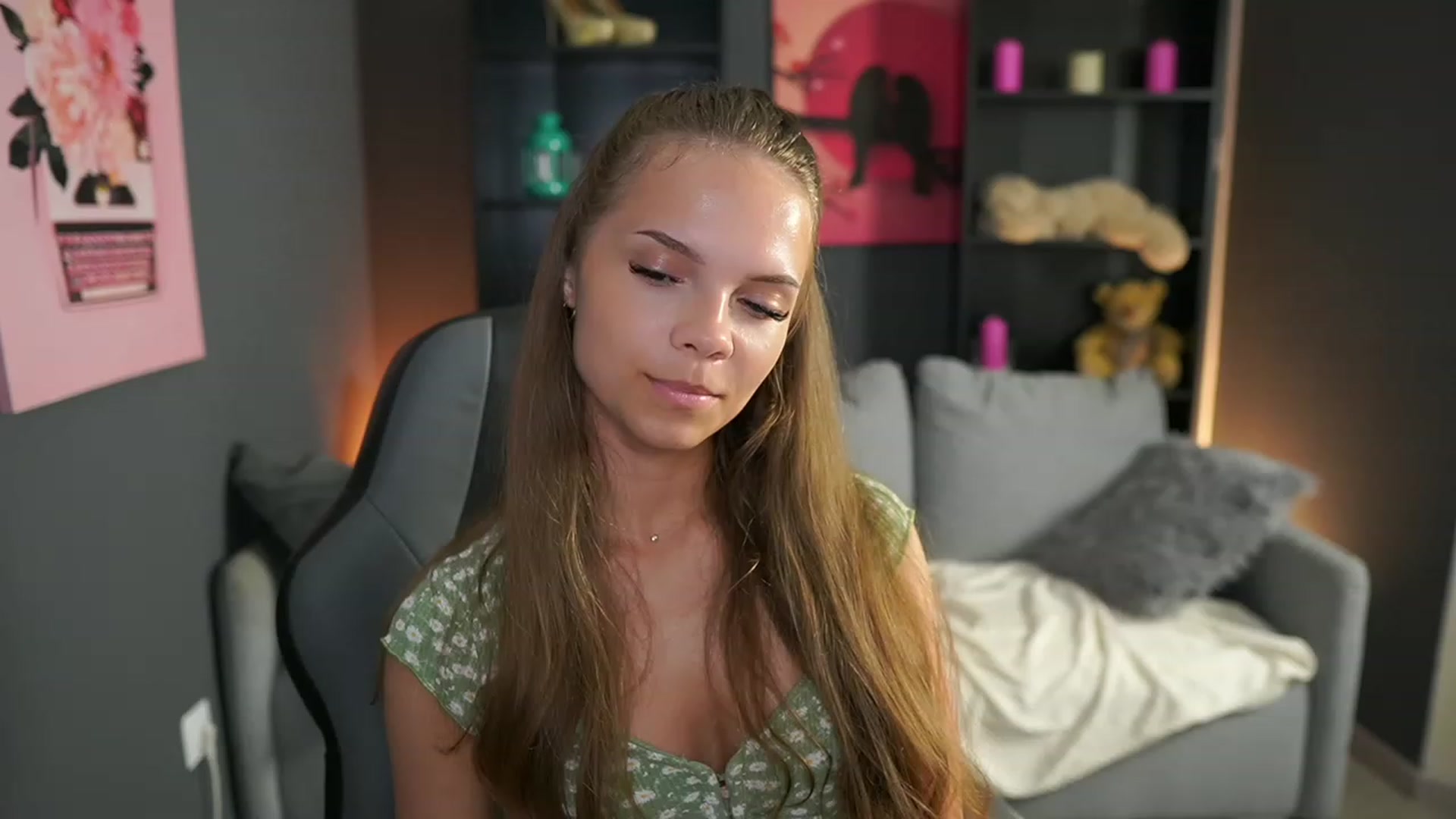 Gallery image thumbnail from Natasha_Malk's myfreecams stream on, 09/22/2023, 14:08 image 1 of 20