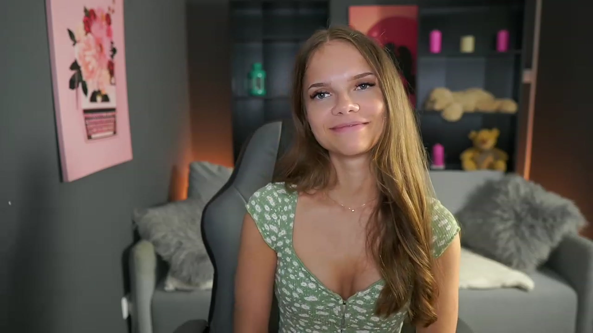 Gallery image thumbnail from Natasha_Malk's myfreecams stream on, 10/05/2023, 14:18 image 19 of 20