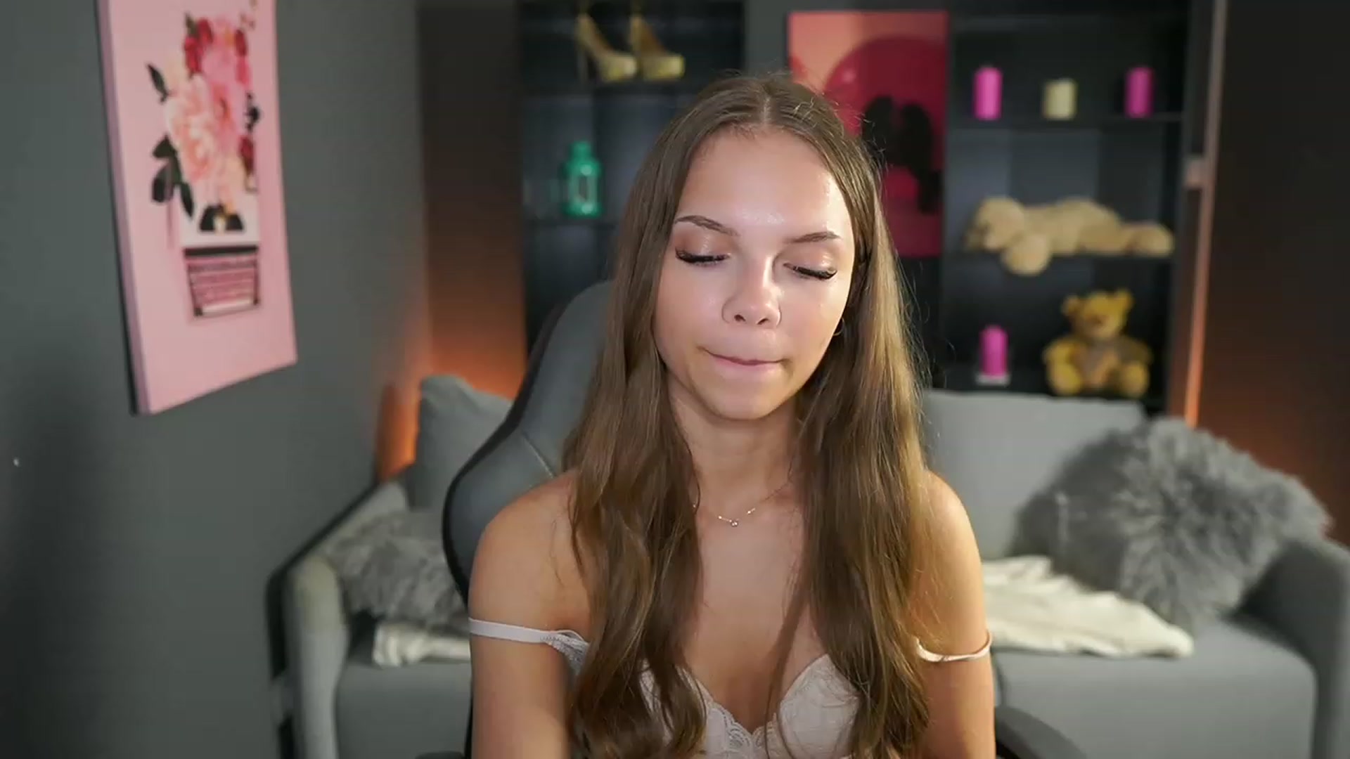 Gallery image thumbnail from Natasha_Malk's myfreecams stream on, 10/07/2023, 13:31 image 18 of 20
