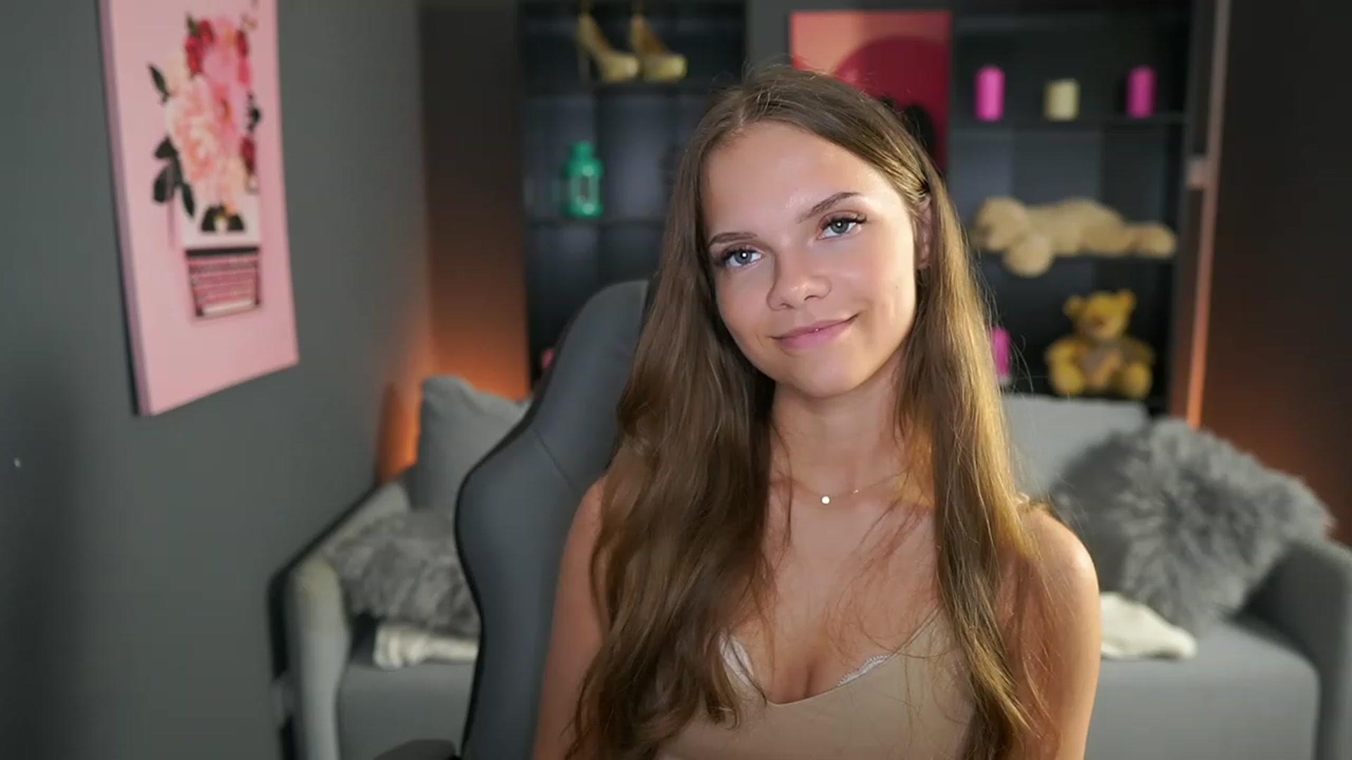 Gallery image thumbnail from Natasha_Malk's myfreecams stream on, 10/07/2023, 14:43 image 7 of 20