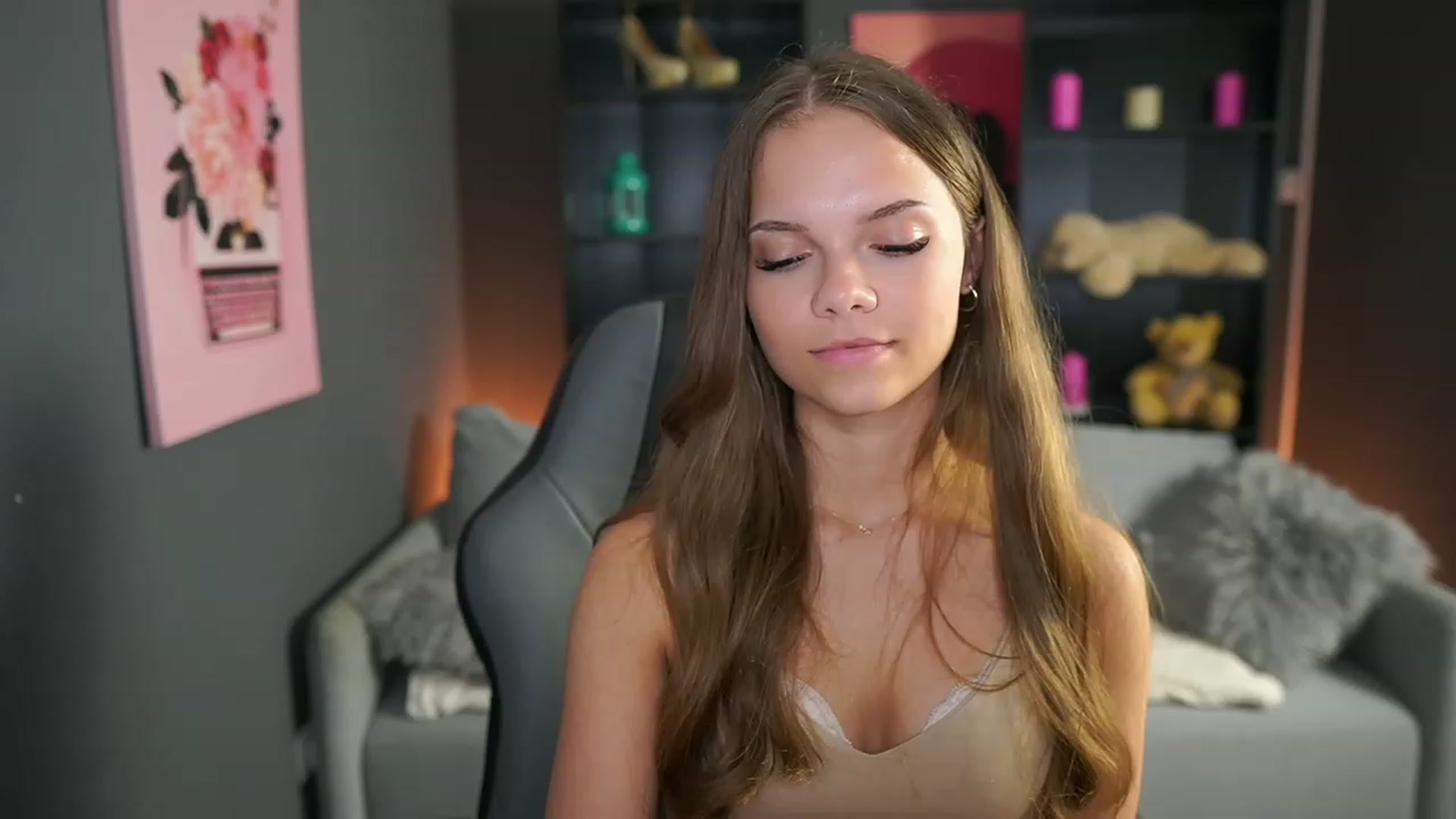 Gallery image thumbnail from Natasha_Malk's myfreecams stream on, 10/07/2023, 14:43 image 11 of 20